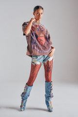 FIRST ROW SACRED HEARTH RHINESTONE DISTRESSED TEE
