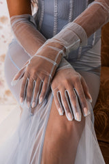 MESHY SPRING GLOVES