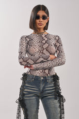 OMBRE SNAKE LONG SLEEVE MESH TOP IN GREY MULTI