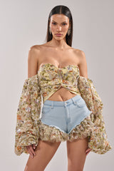 QUEEN OF IT ALL FLORAL BLOUSE