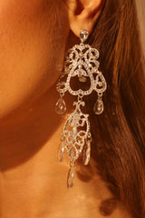 CHANDELIER DROP EARRING