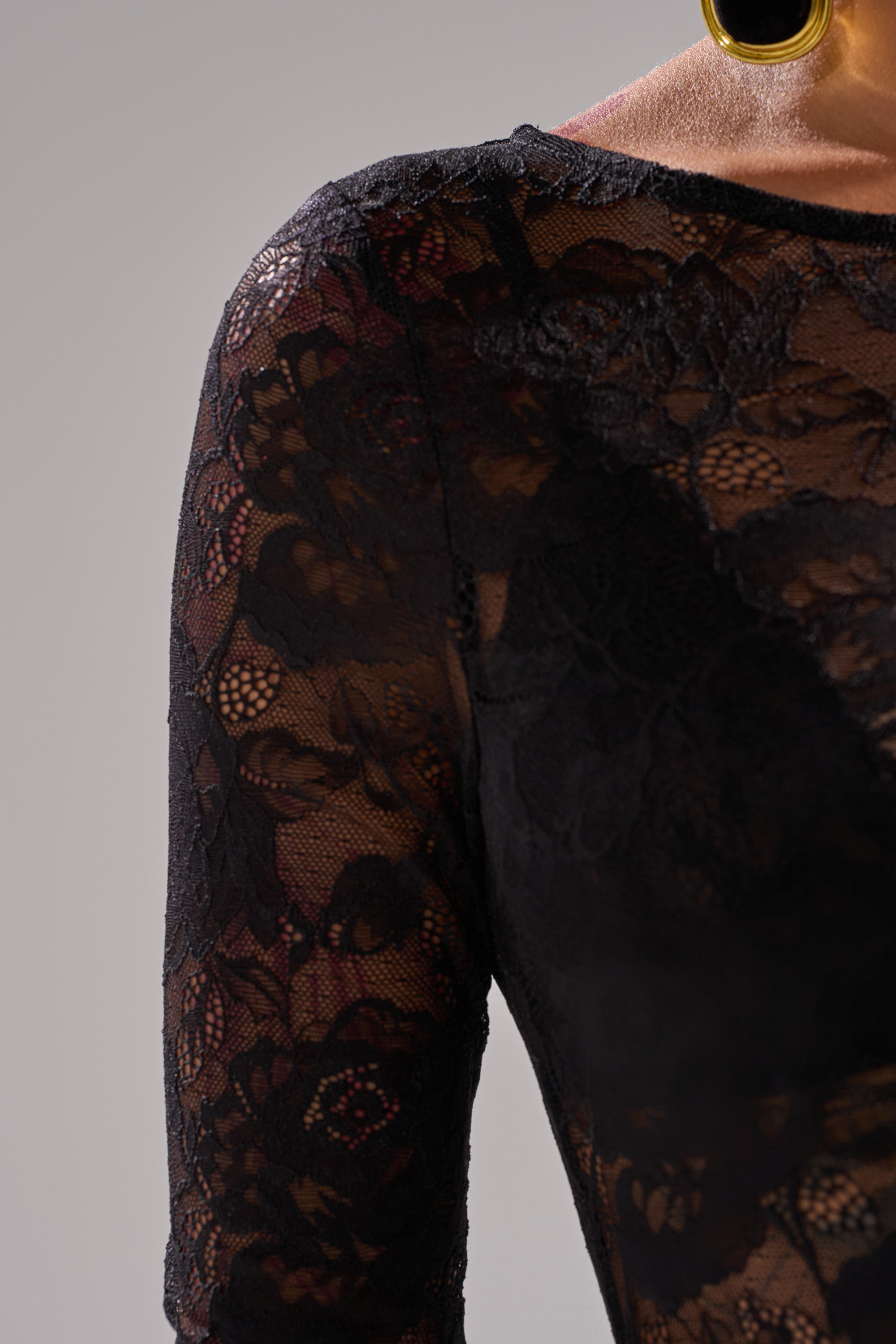 FROM DAY TO NIGHT LACE JUMPSUIT IN BLACK