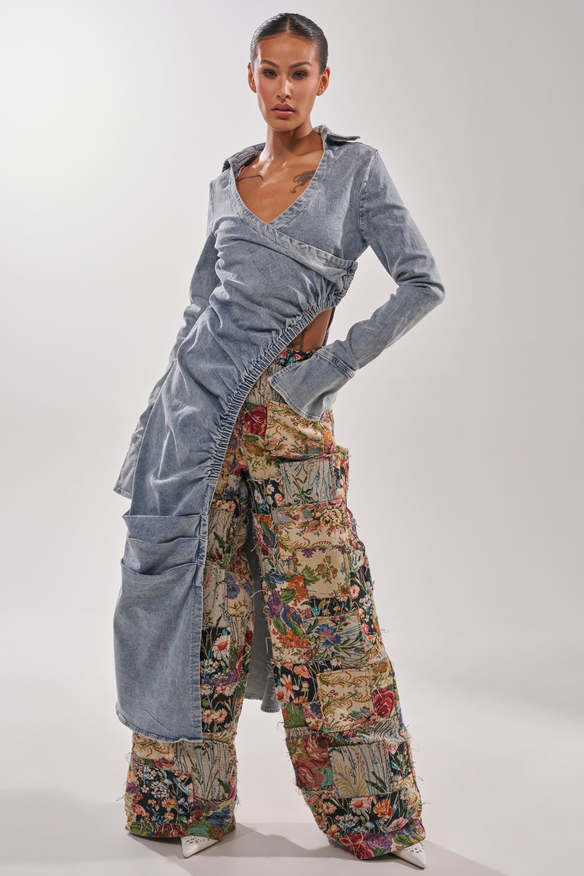 OUT OF MY MIND TAPESTRY PANT