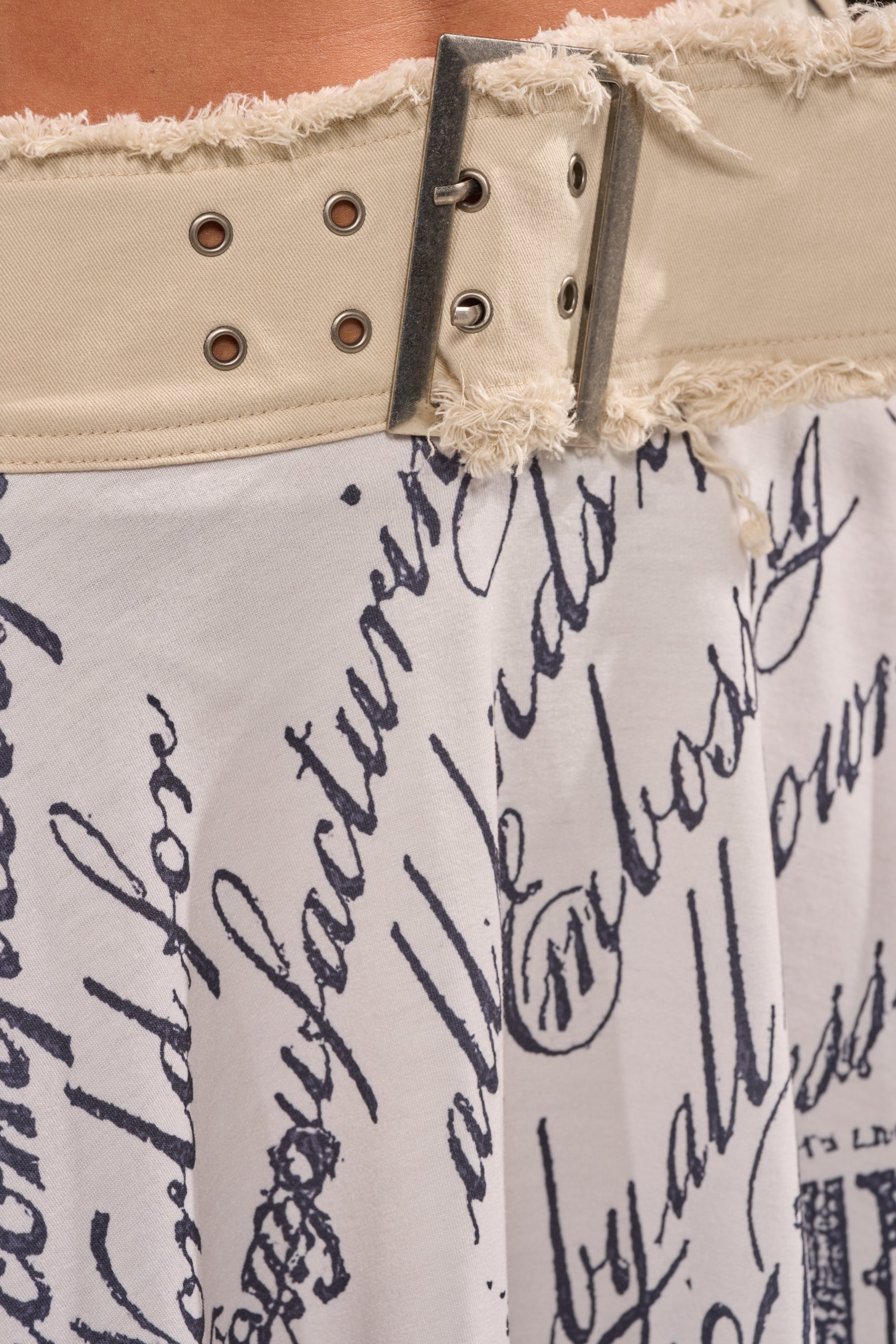 READ ME MIDI SKIRT