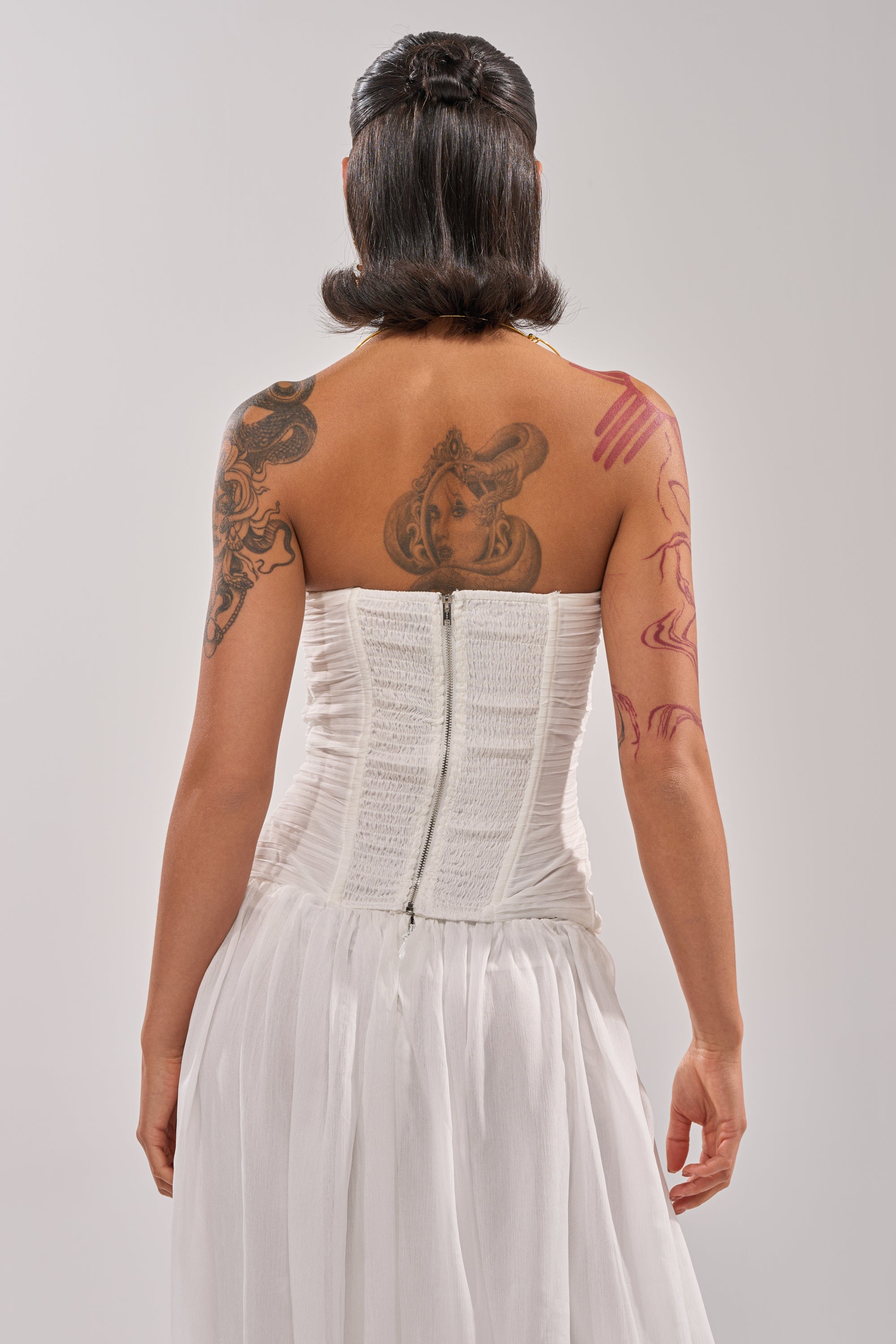 BEAUTIFUL NIGHT WHITE CORSET