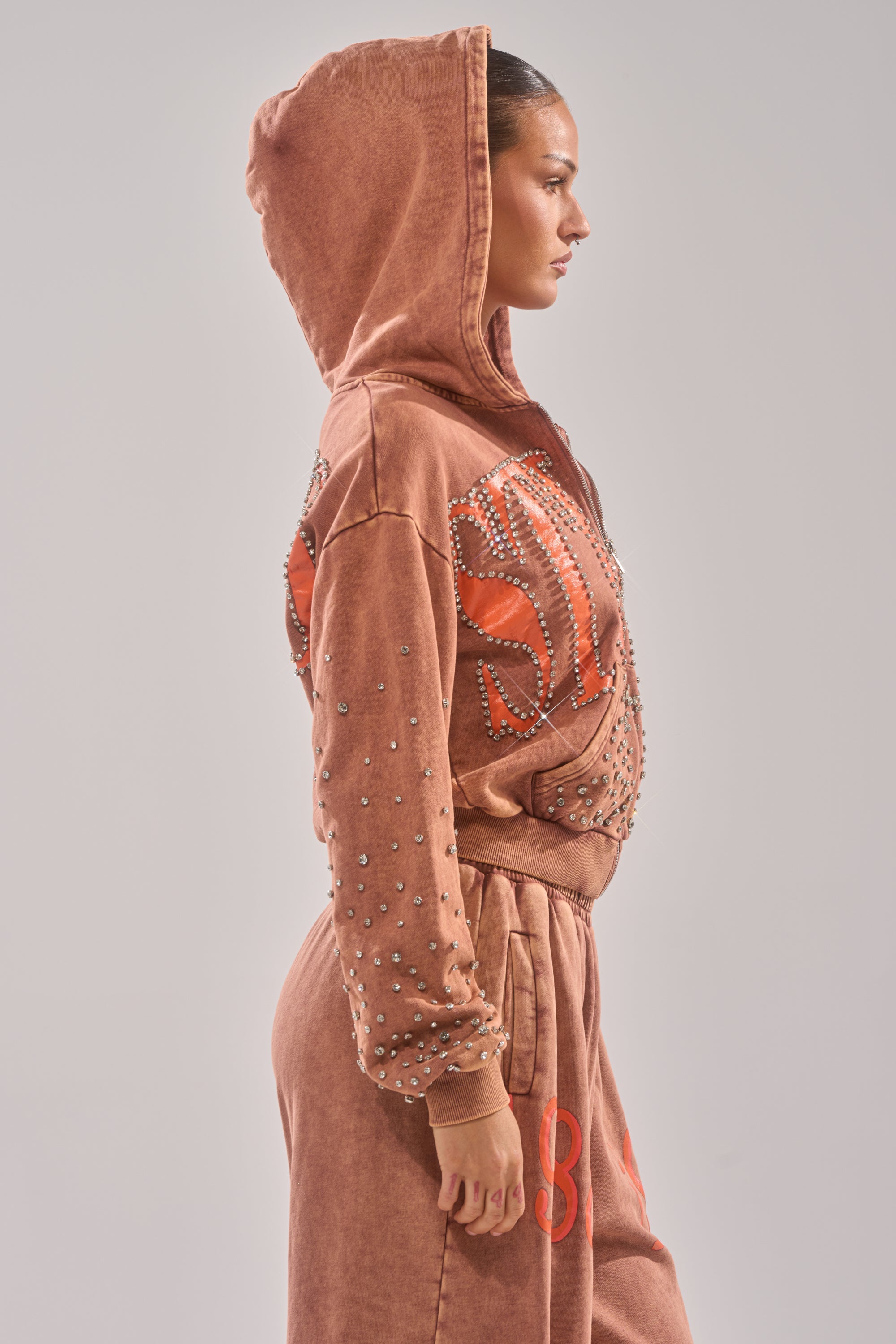 STUDIO LIVING ZIP UP SWEATSHIRT