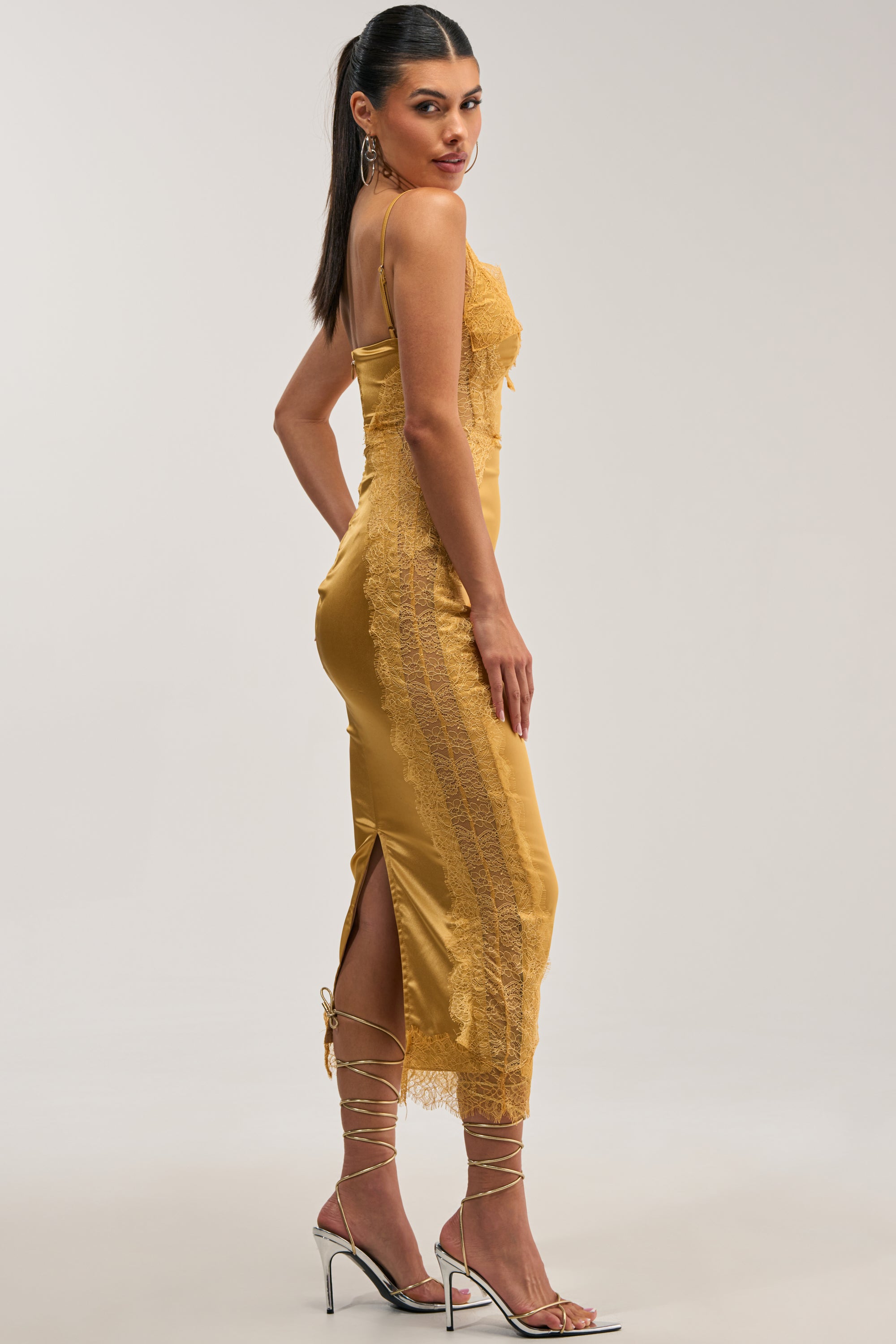 ESSENTIAL LACE TRIM SATIN SLEEVELESS MIDI DRESS IN GOLD