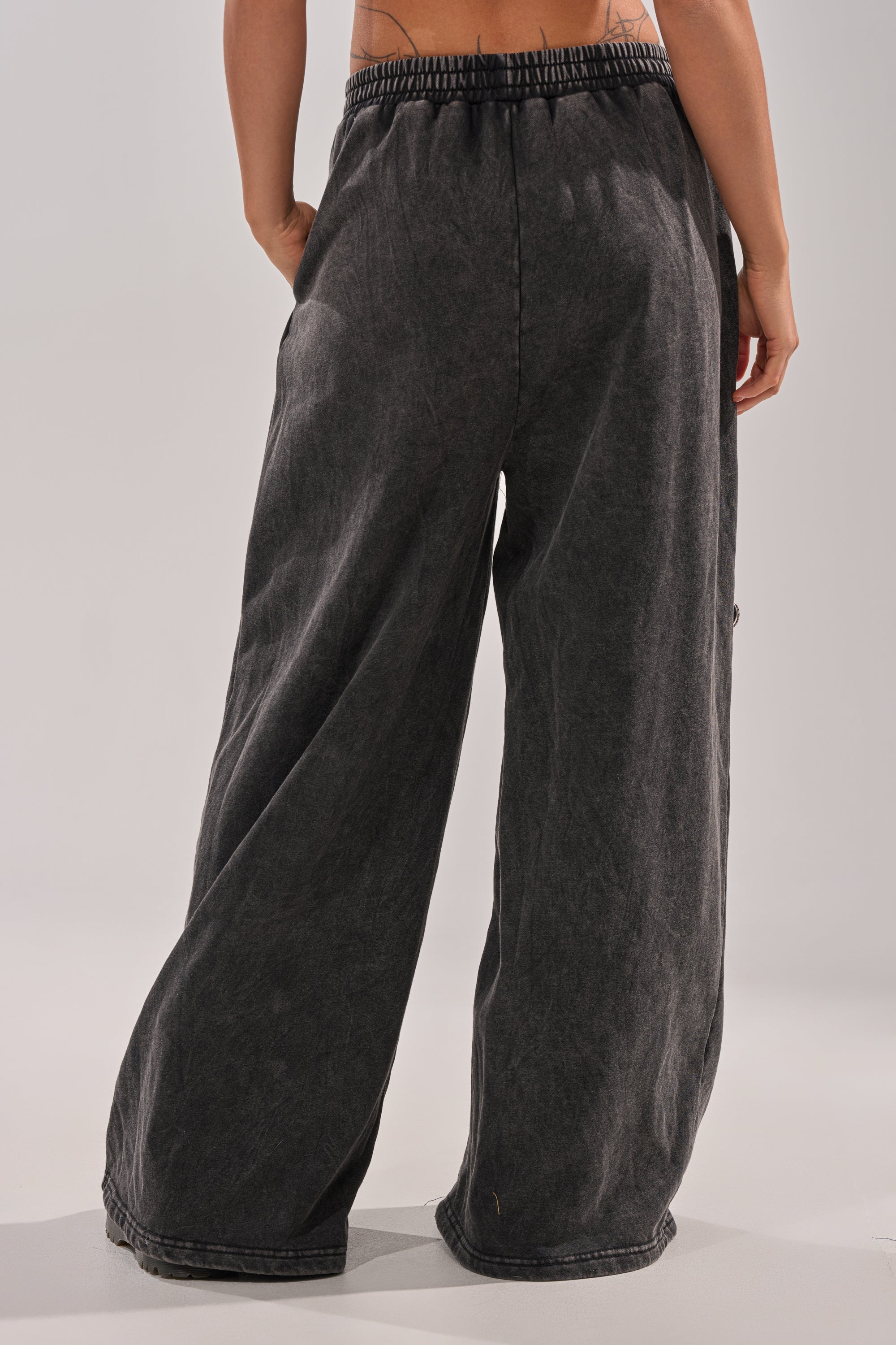 ANOTHER ONE WIDE LEG JOGGER