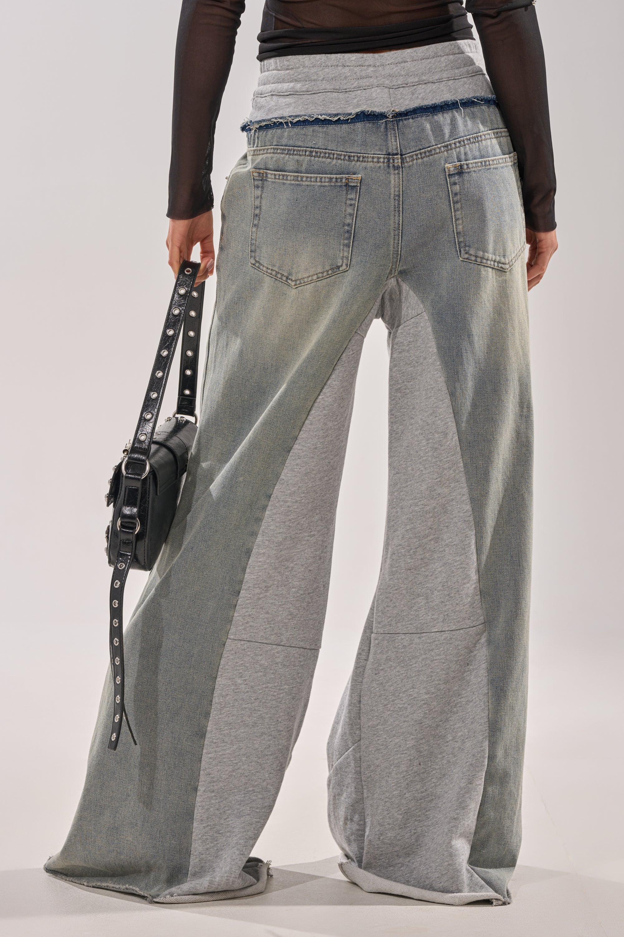 COMFY WIDE LEG DENIM JOGGER