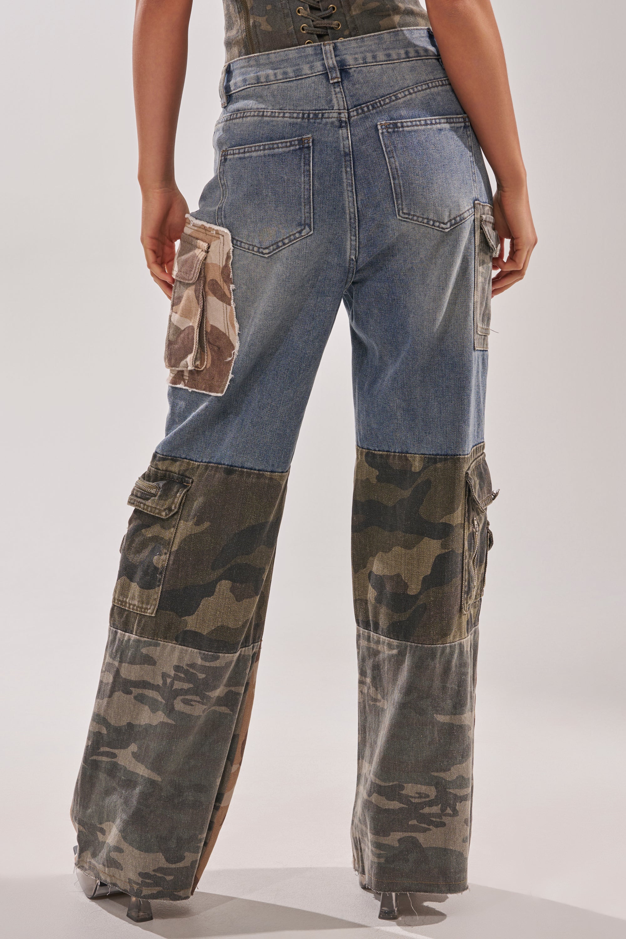 MIXED CAMO DENIM CARGO PANTS