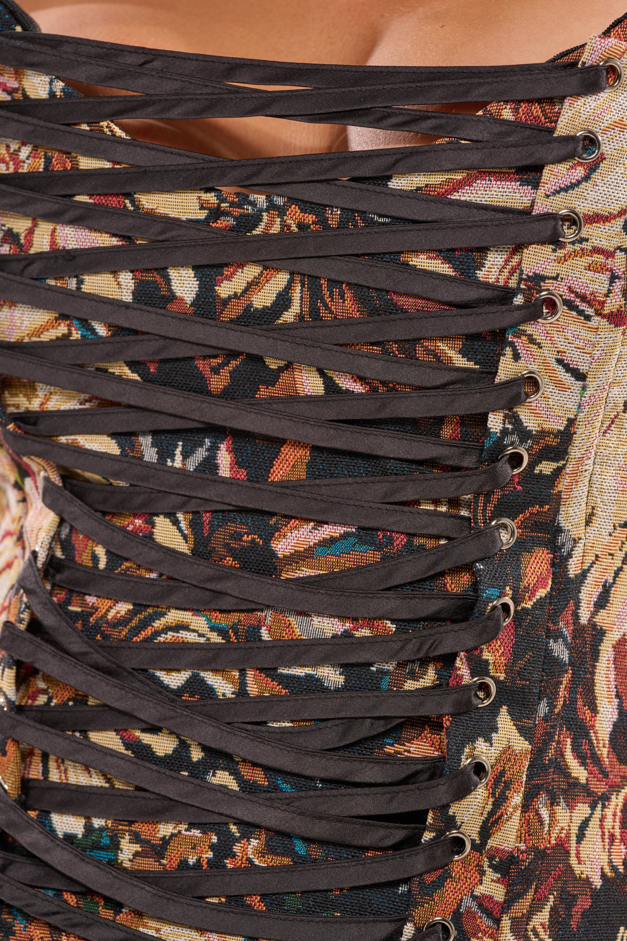 WILD FLORAL TAPESTRY CORSET