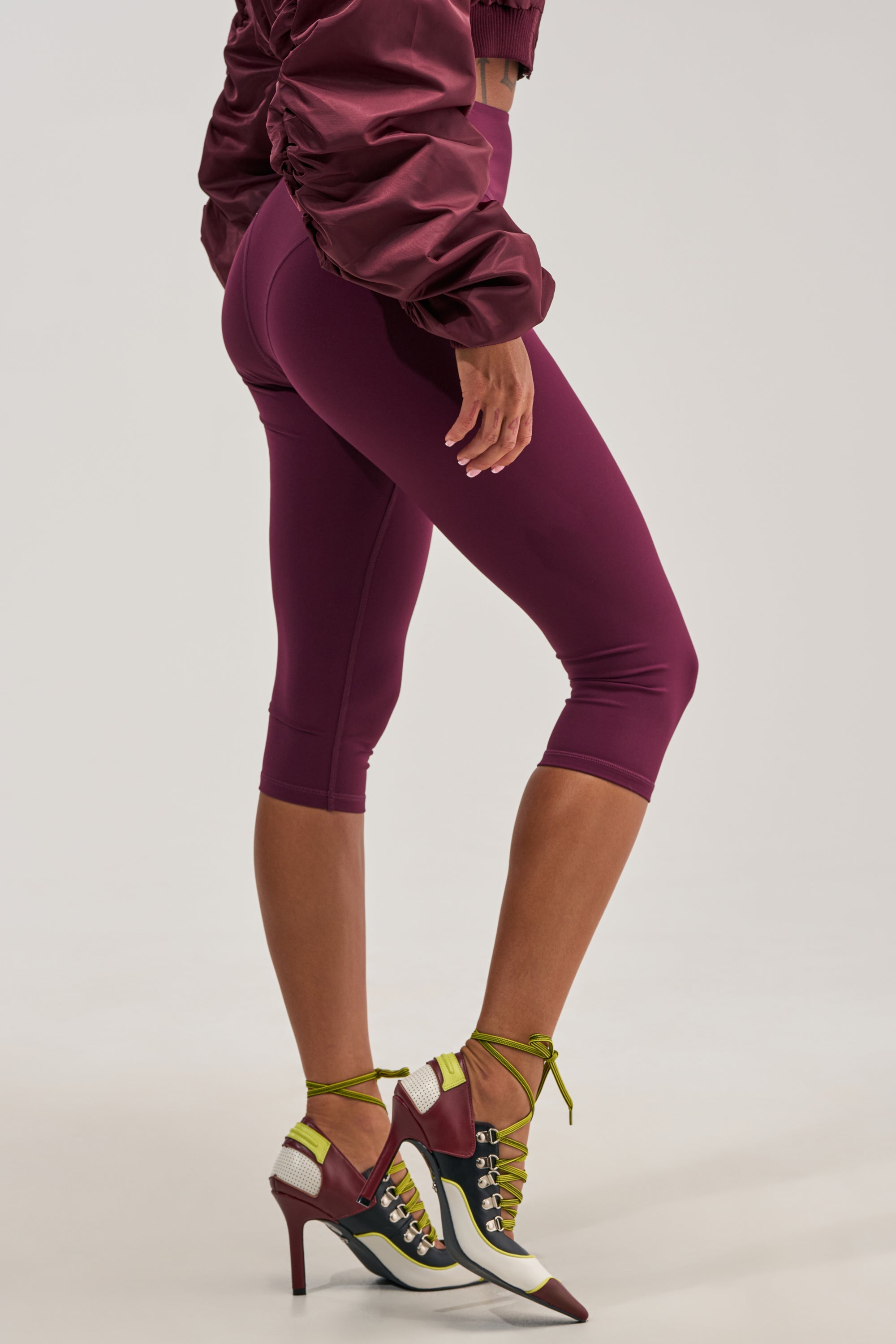 EASY ENOUGH CAPRI