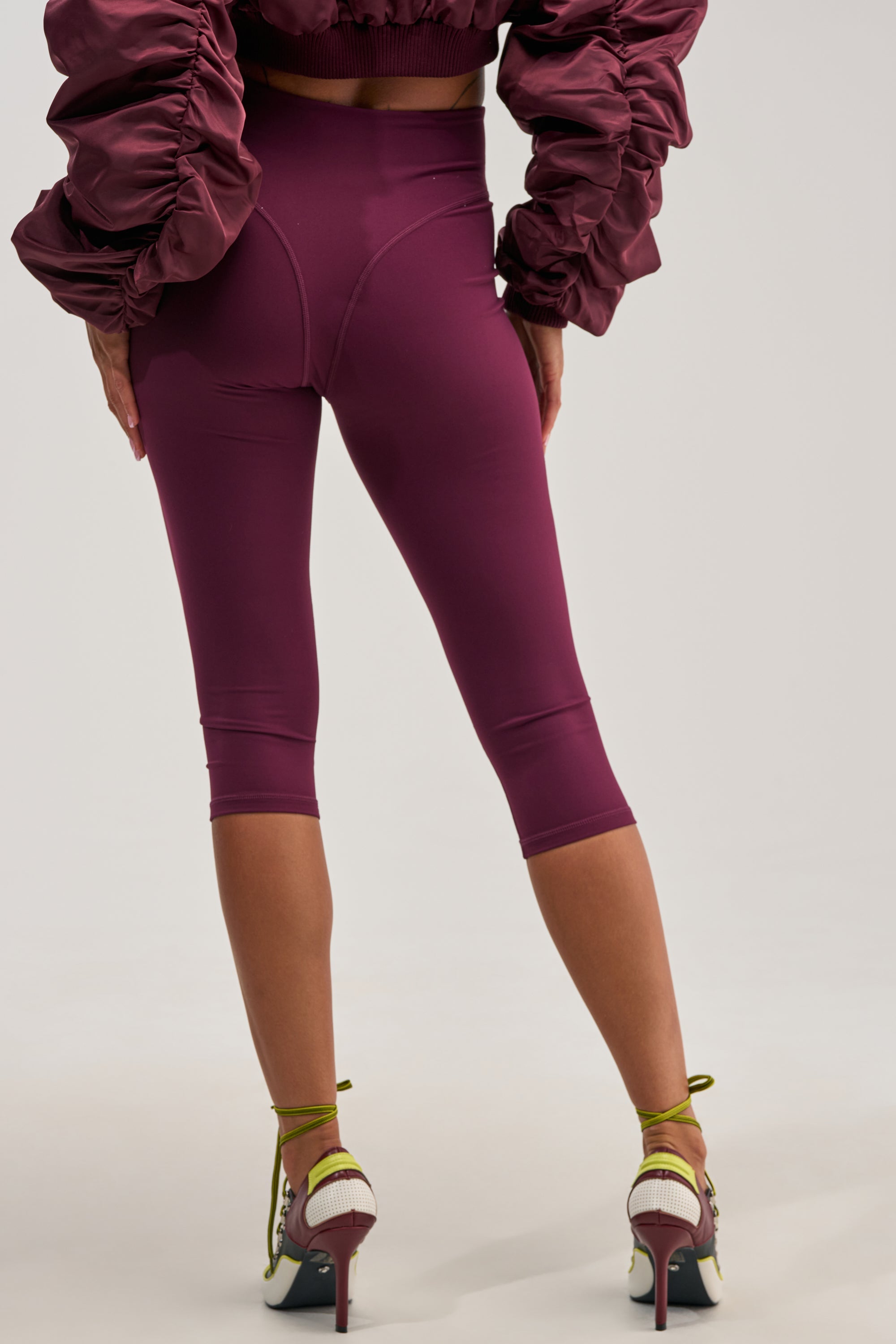 EASY ENOUGH CAPRI