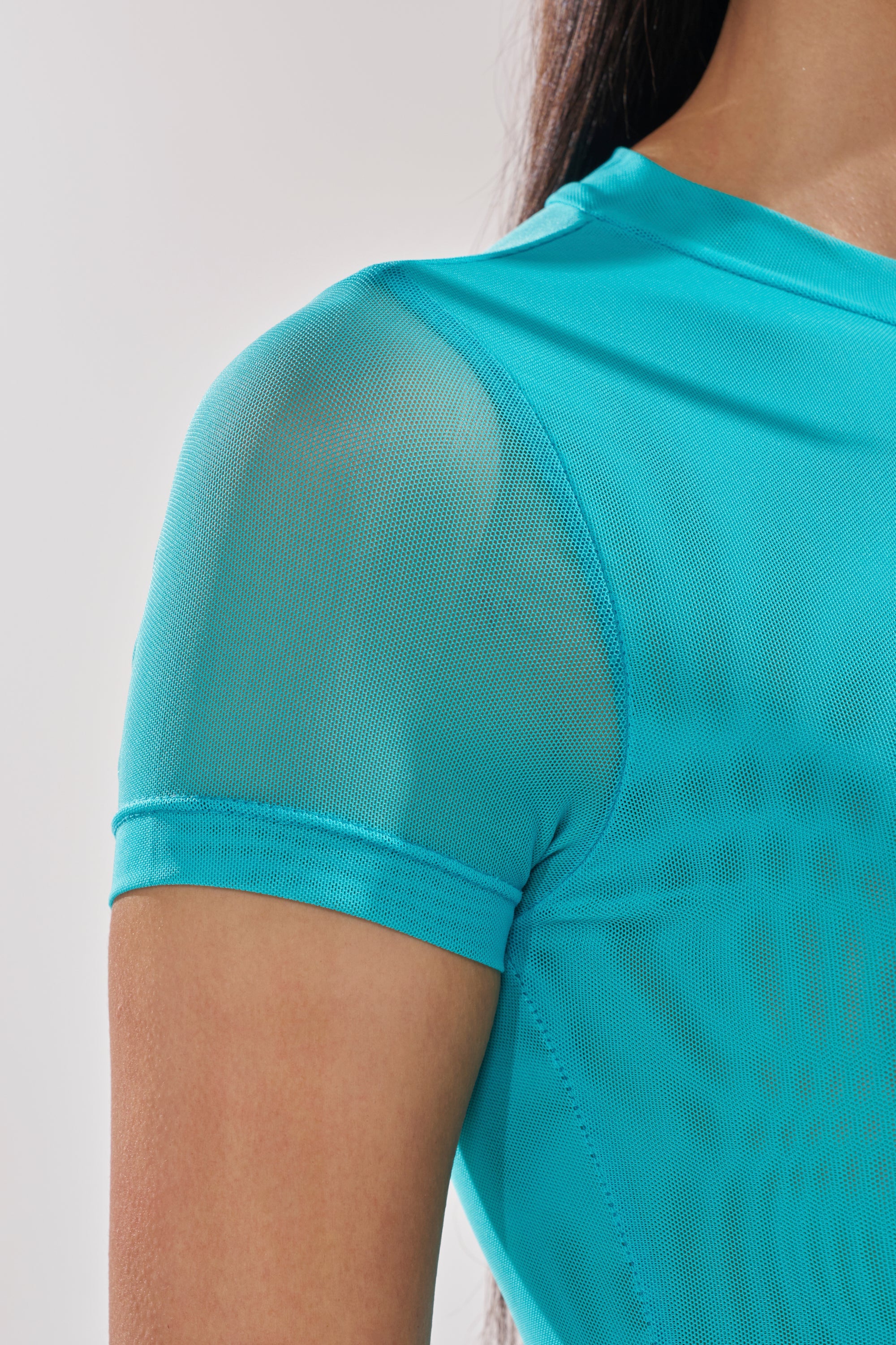 PAXTON DOUBLE LINED MESH SHORT SLEEVE TEE IN TURQUOISE