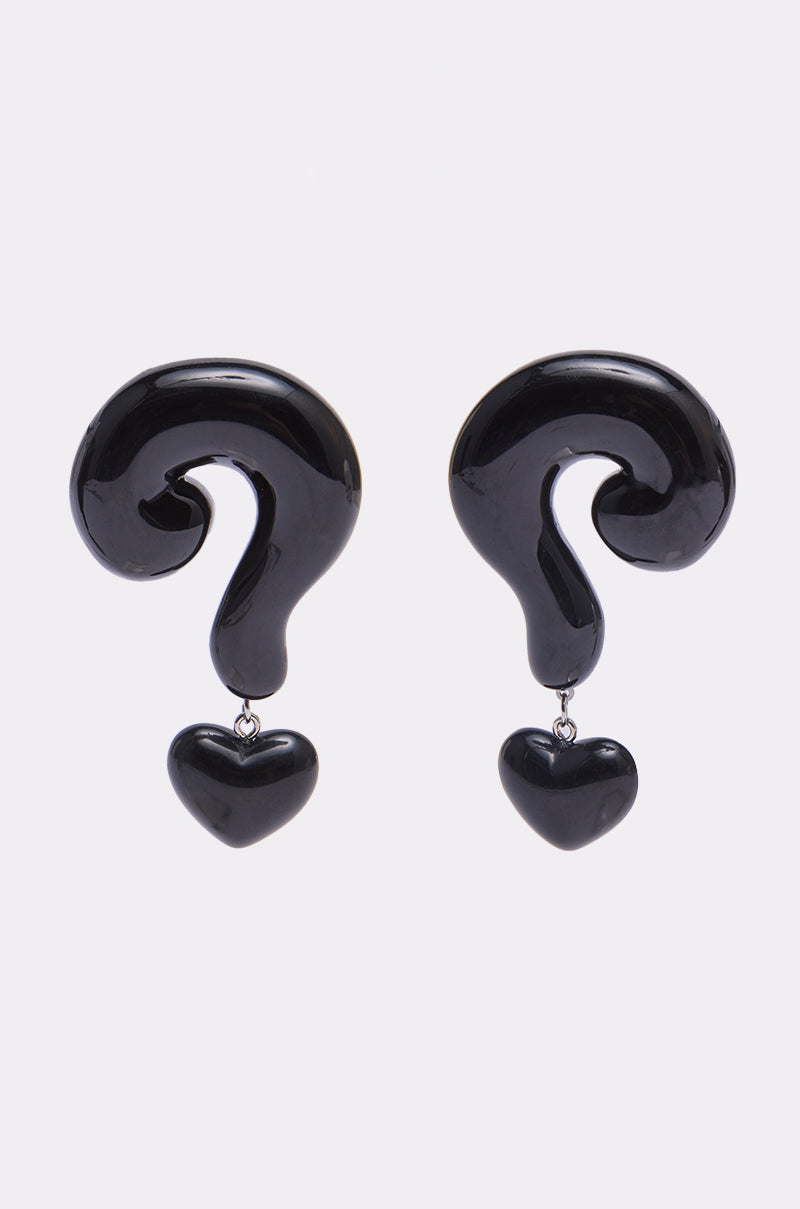 NO QUESTIONS EARRING