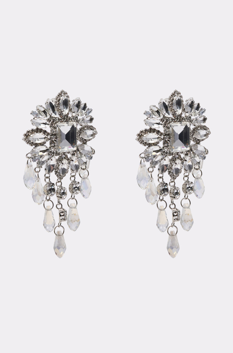 THE MAIN MOMENT EARRING