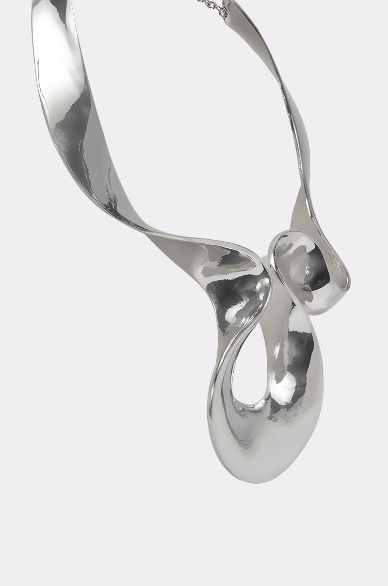 MOLTEN DREAMS NECKLACE