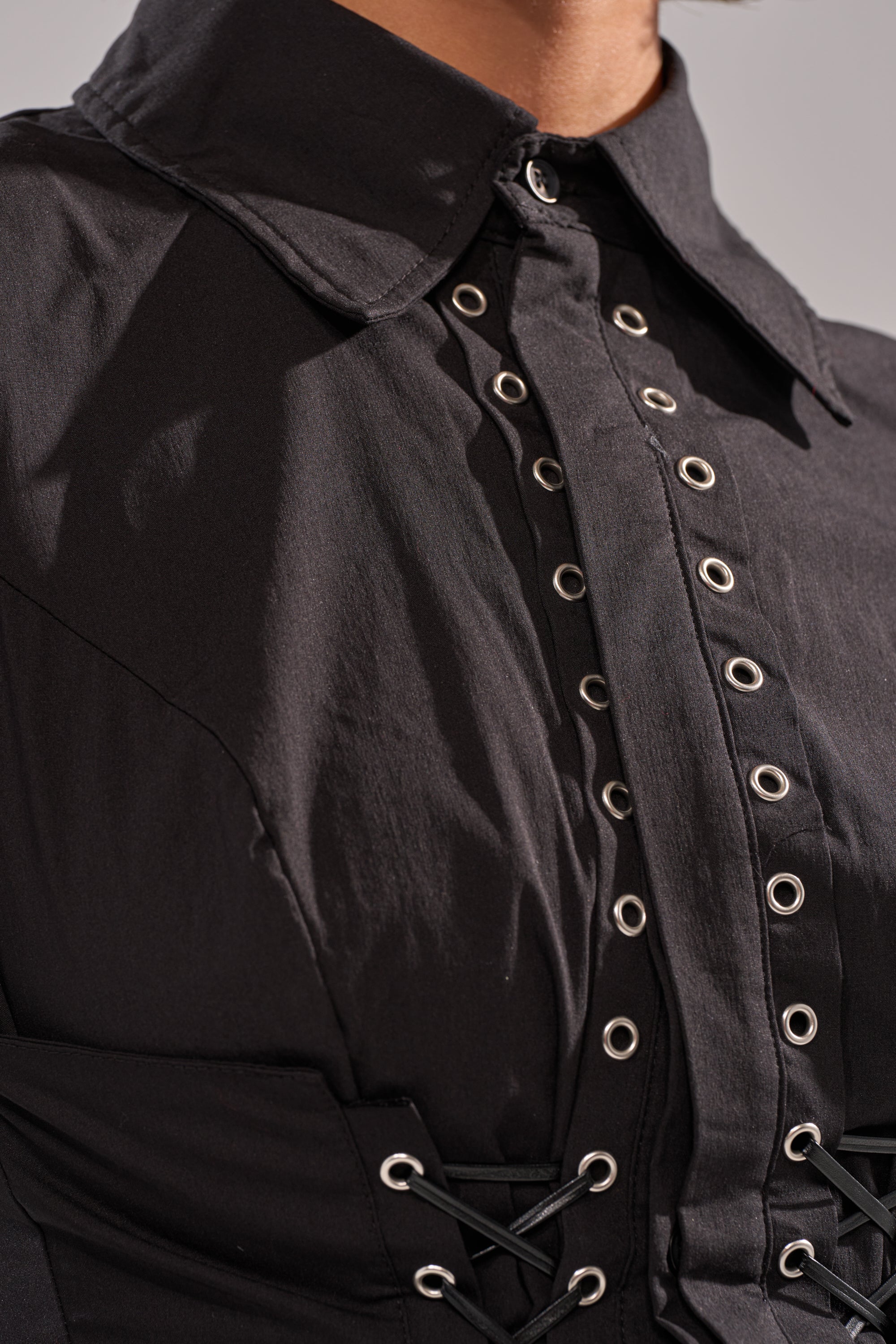 DAKOTA LACE UP BUTTON-DOWN BLOUSE IN BLACK