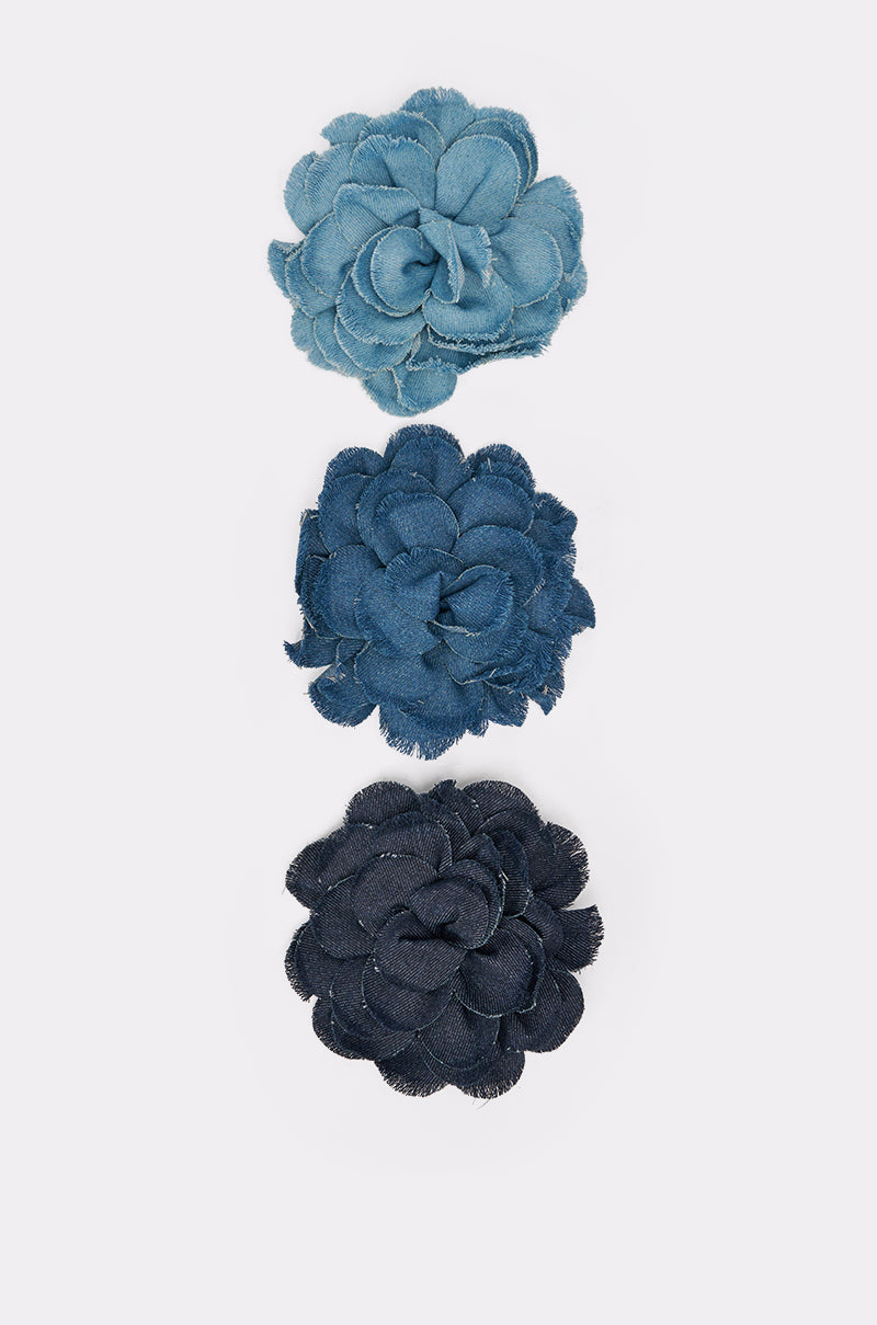DENIM ERA BROOCH