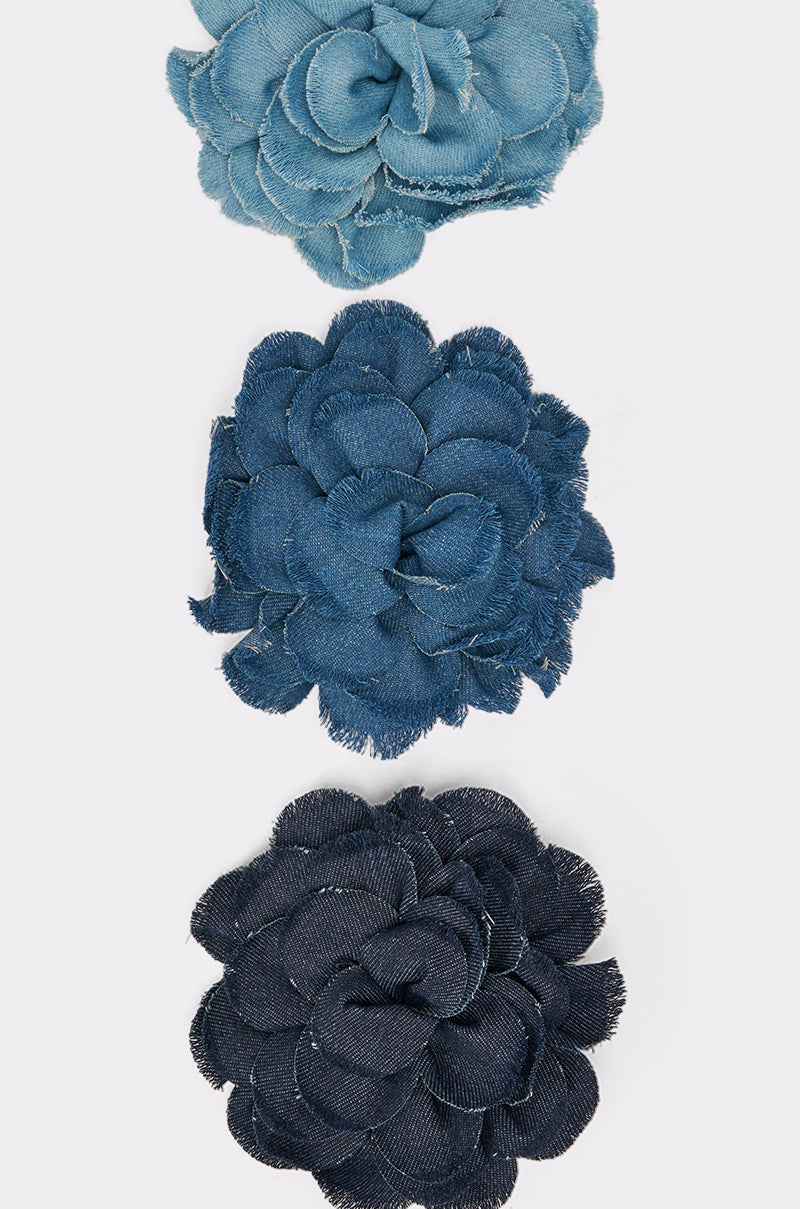 DENIM ERA BROOCH