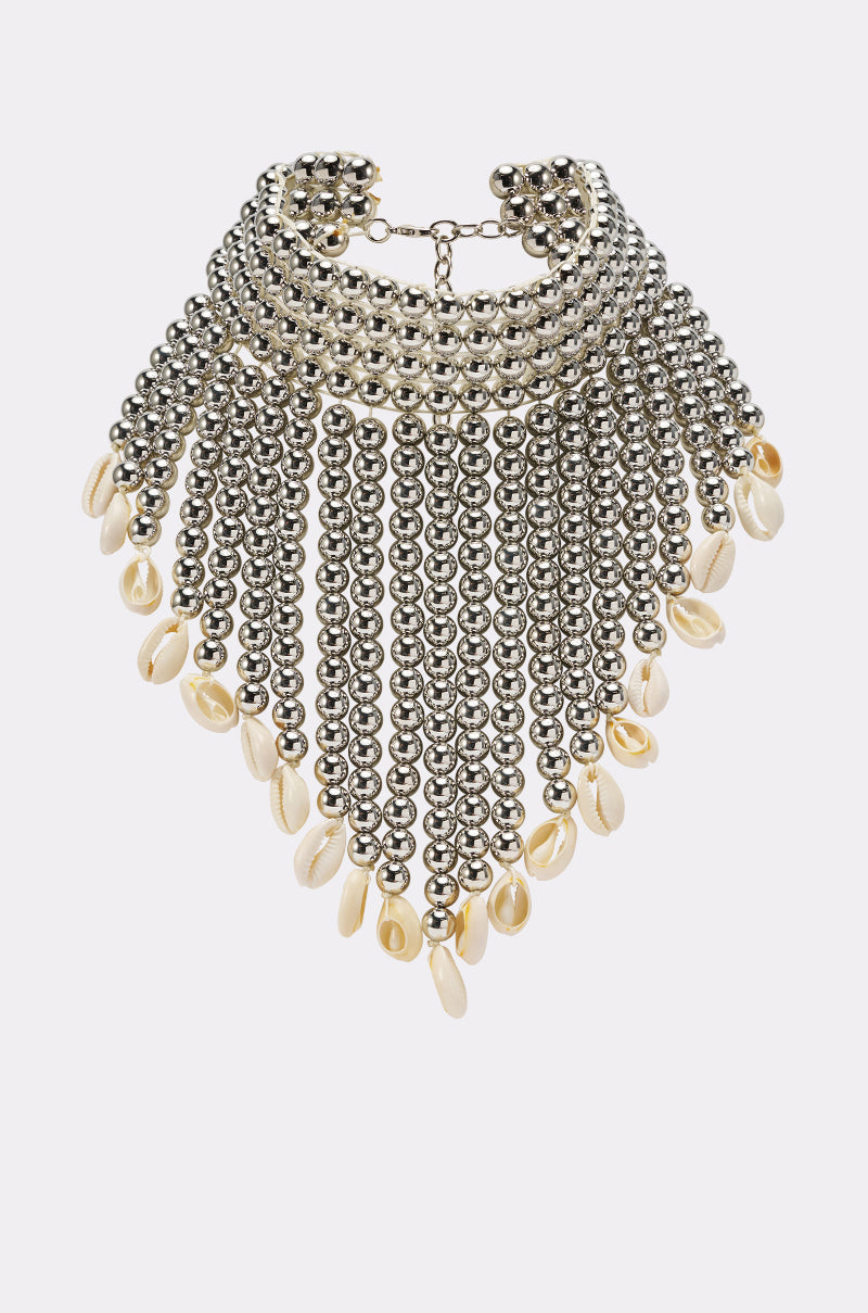 TOO CHIC SEASHELL NECKLACE