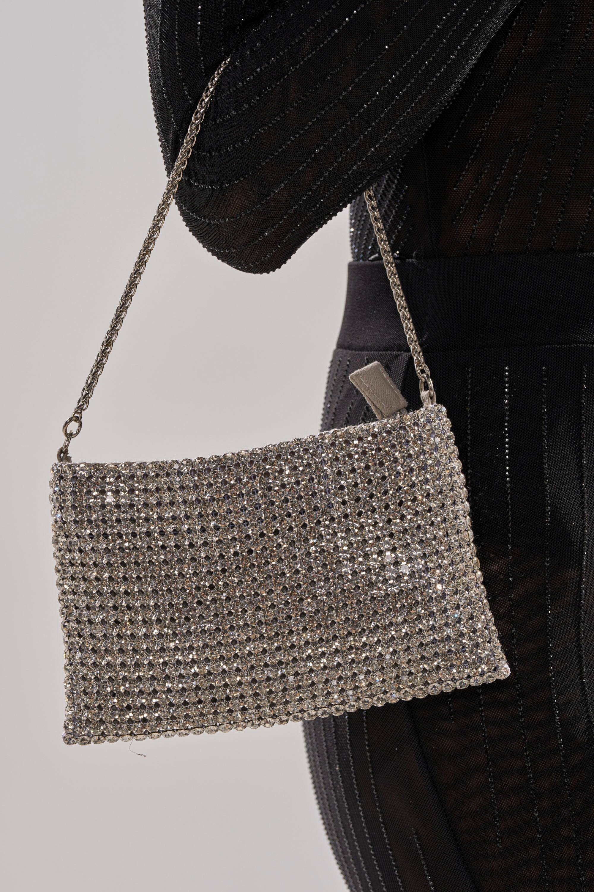 UNDER THE MISTLETOE PURSE IN SILVER