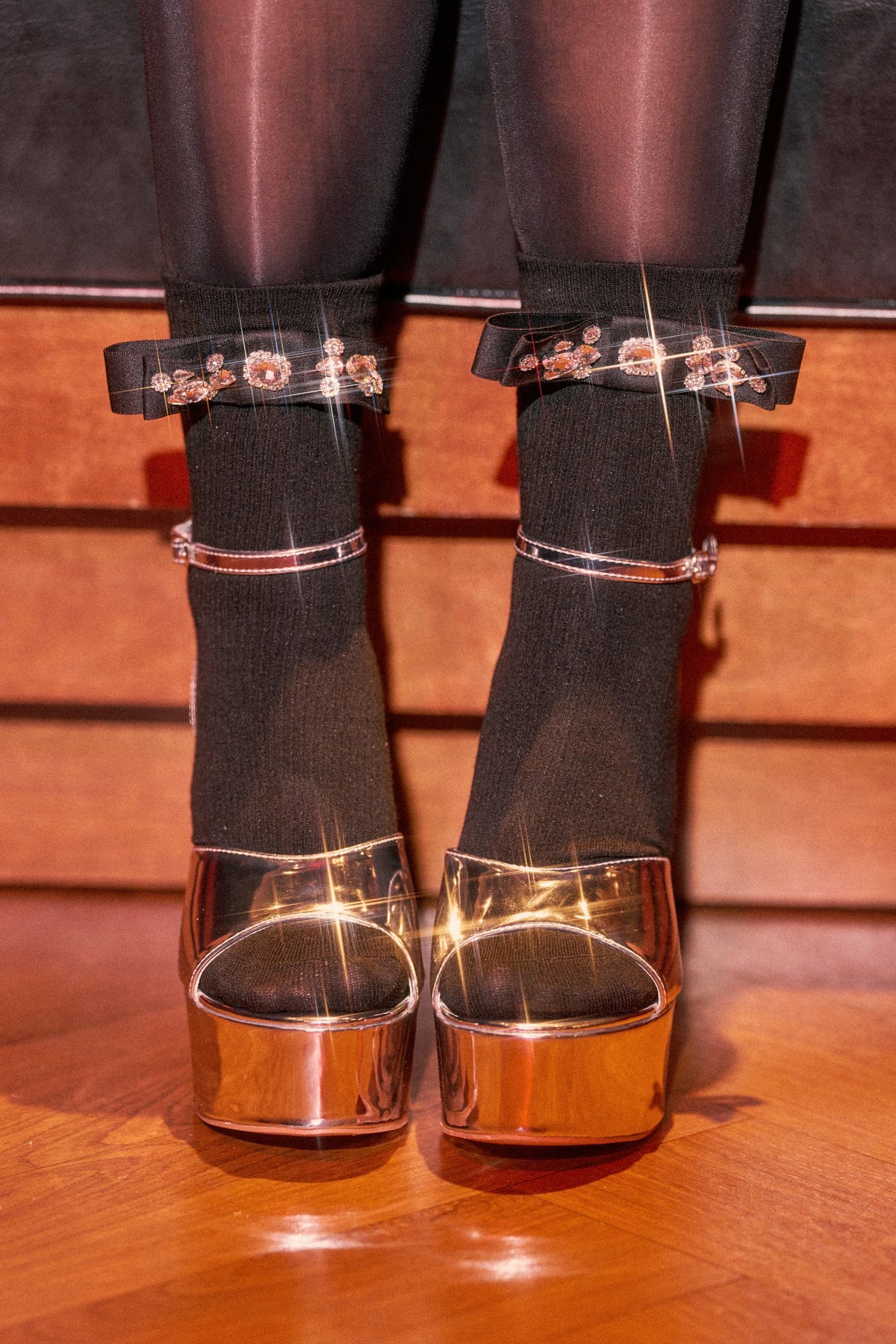 WITH A PUMP EMBELLISHED SOCKS