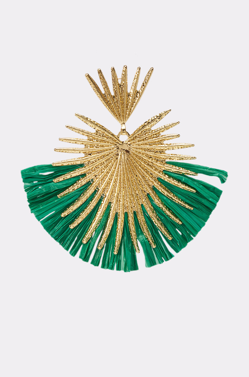 DRESSED UP EARRING