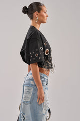 RING AROUND ME CROPPED TEE