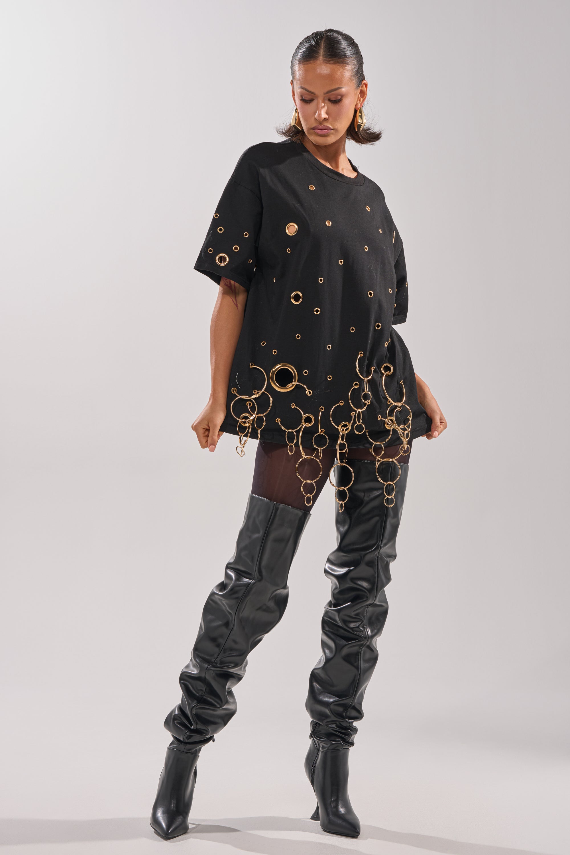 RING AROUND ME OVERSIZED TEE
