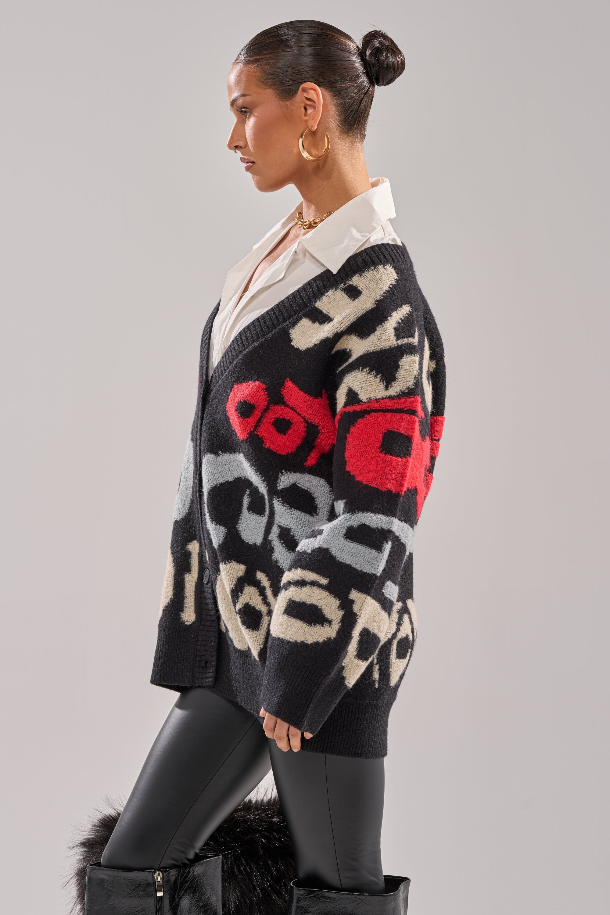 GUESS WHO CARDIGAN