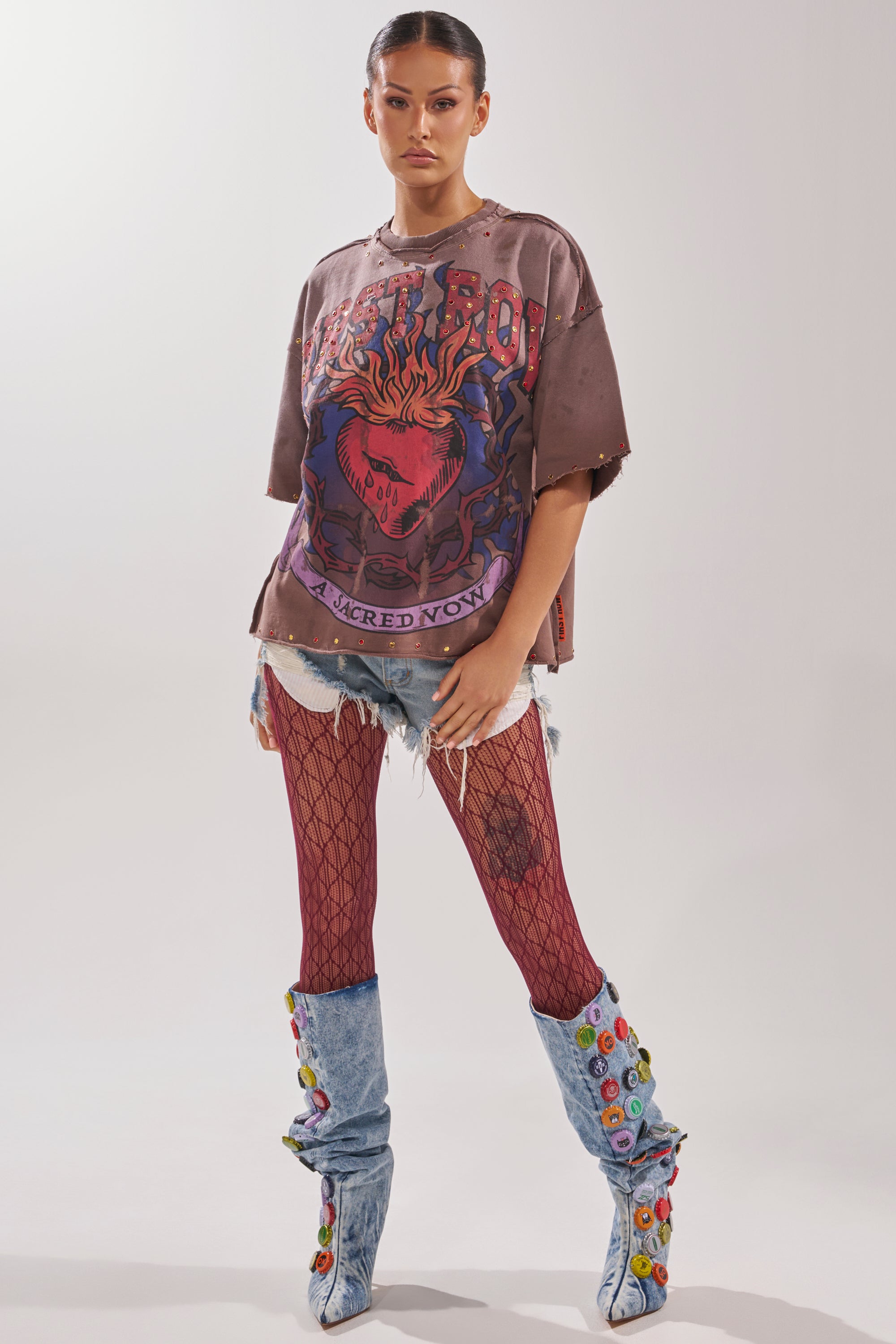 FIRST ROW SACRED HEARTH RHINESTONE DISTRESSED TEE