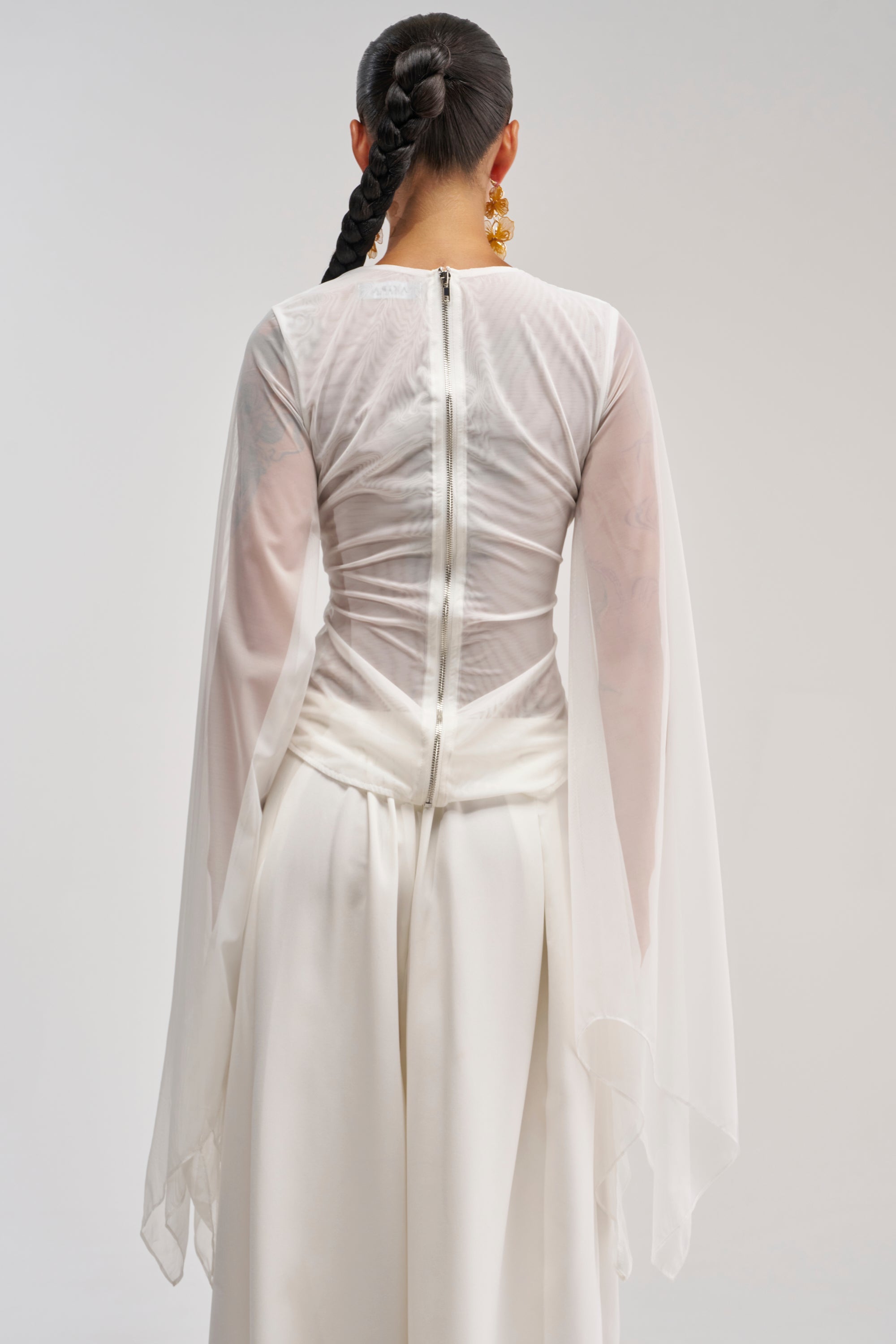 CELESTE CUTOUT DRAPE TOP IN WHITE