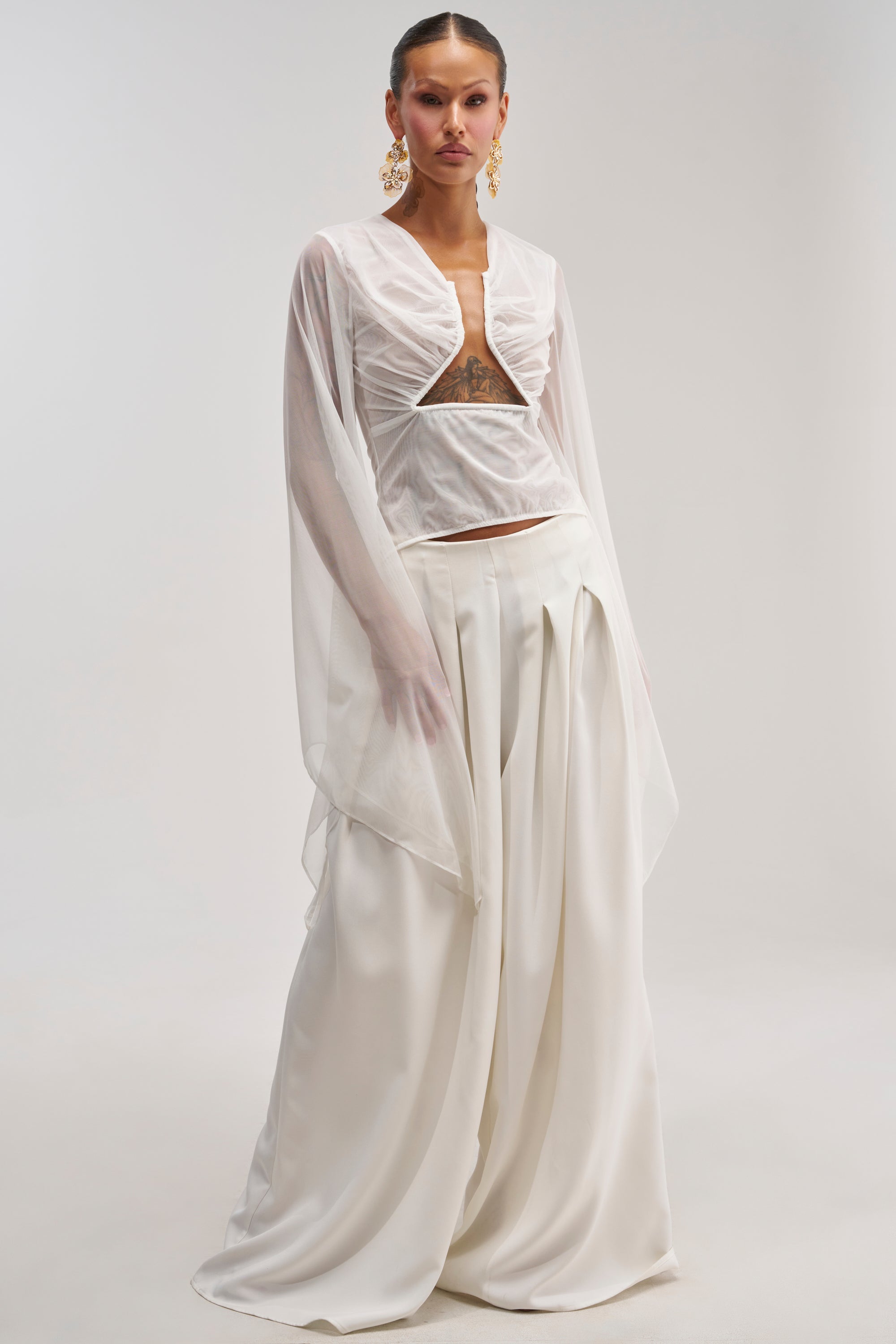 CELESTE CUTOUT DRAPE TOP IN WHITE
