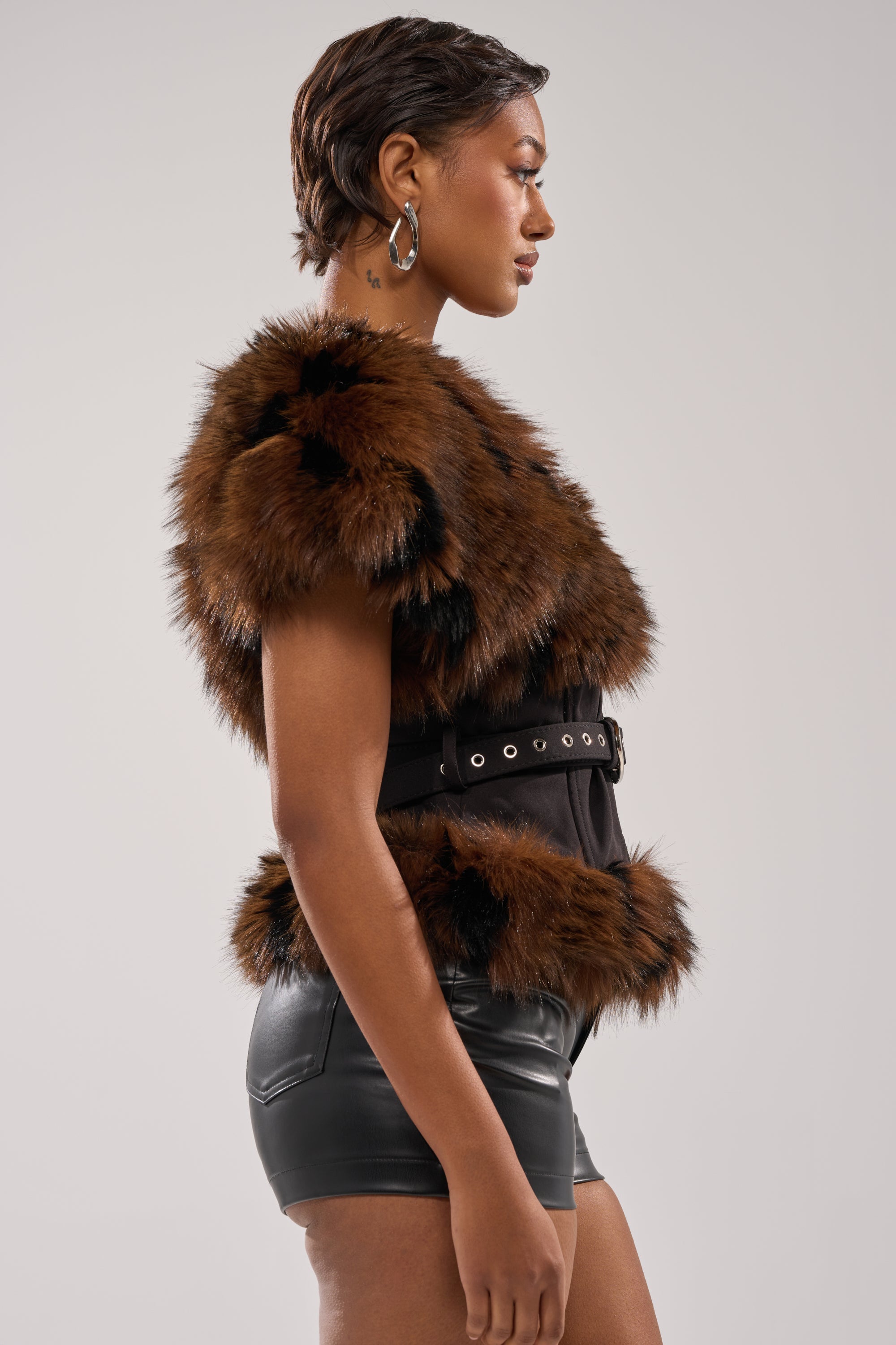 FEELING WARM FUR BLOUSE