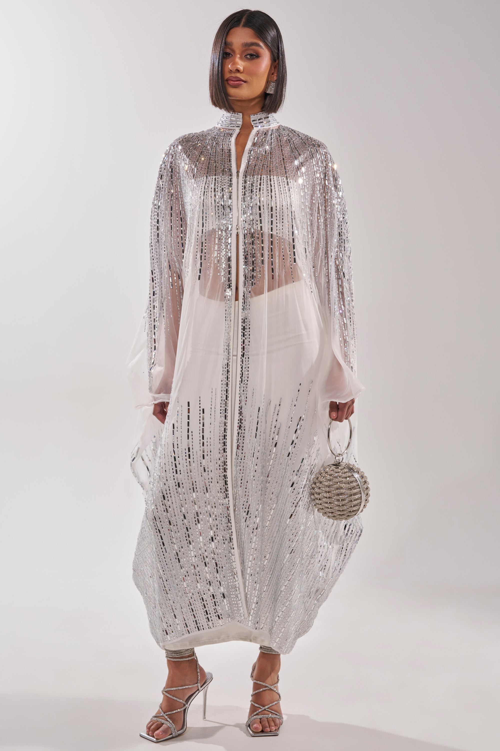 SPARKLE AND SHINE BLOUSE IN WHITE