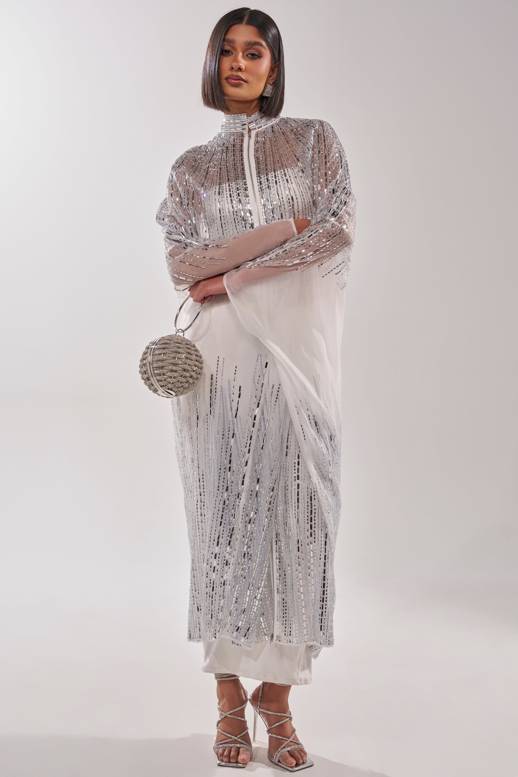 SPARKLE AND SHINE BLOUSE IN WHITE
