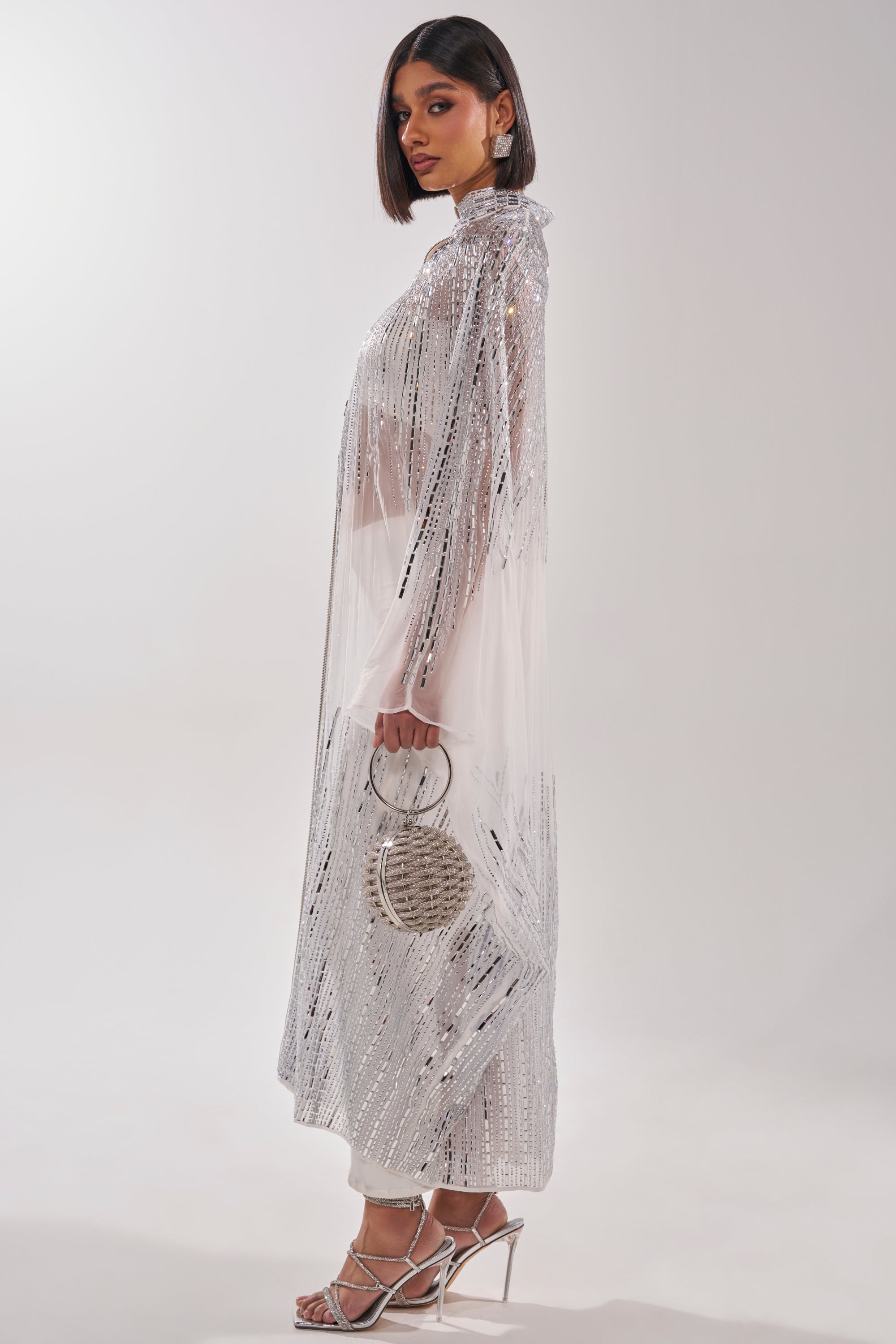 SPARKLE AND SHINE BLOUSE IN WHITE