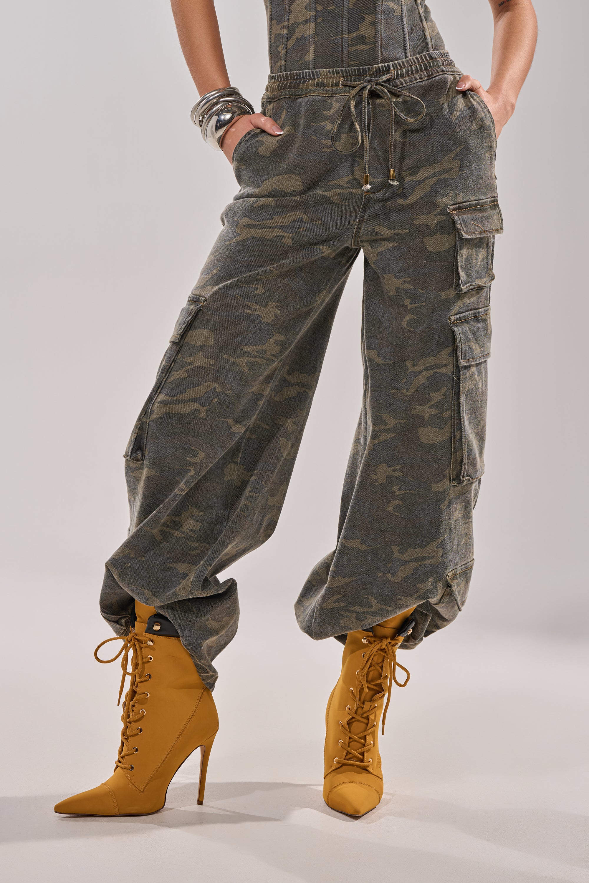 DOWN AND DIRTY CARGO PANT