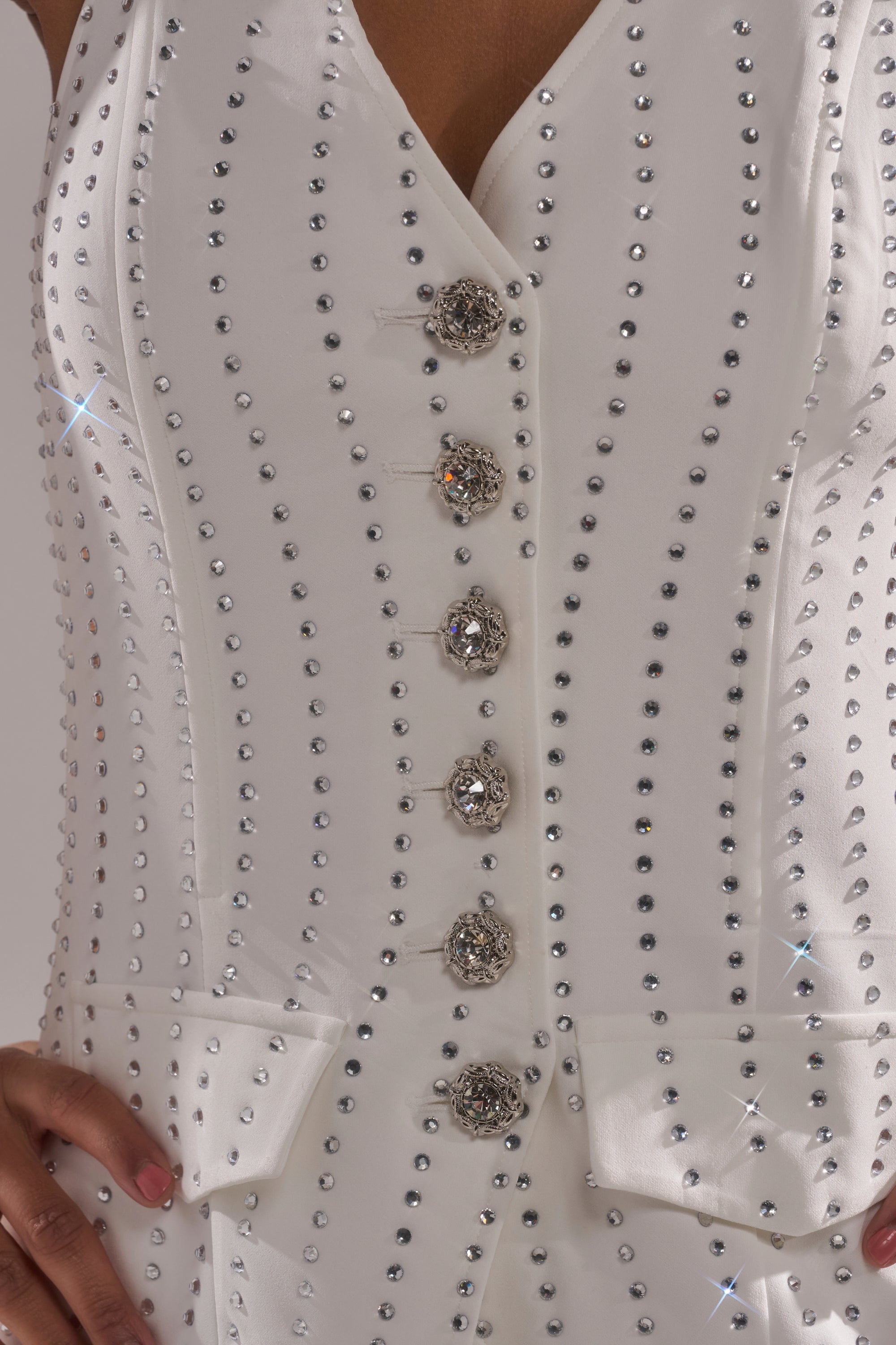 NEW YEARS QUEEN VEST IN WHITE