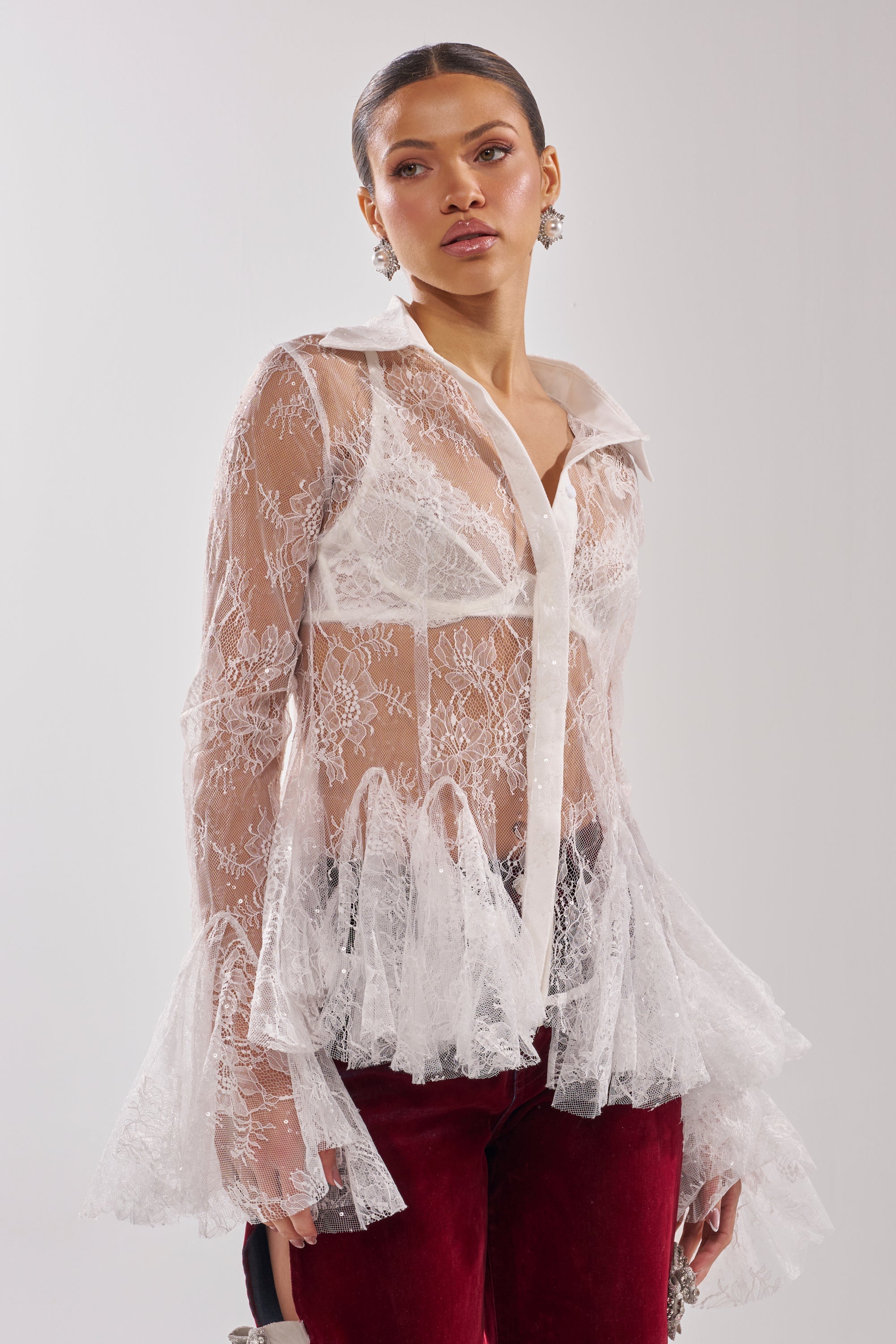 LADY LOVER LACE BUTTON DOWN