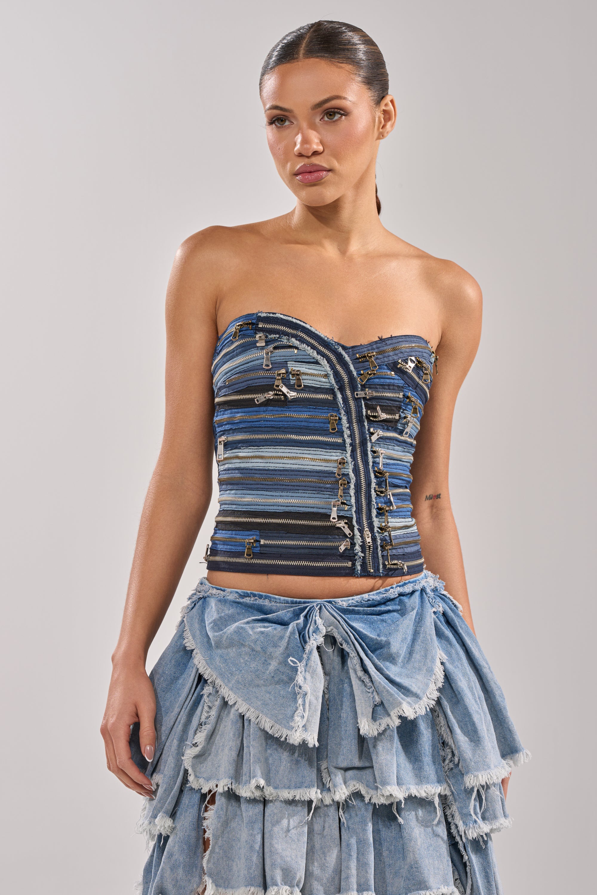 NAME YOUR GAME ZIPPER CORSET
