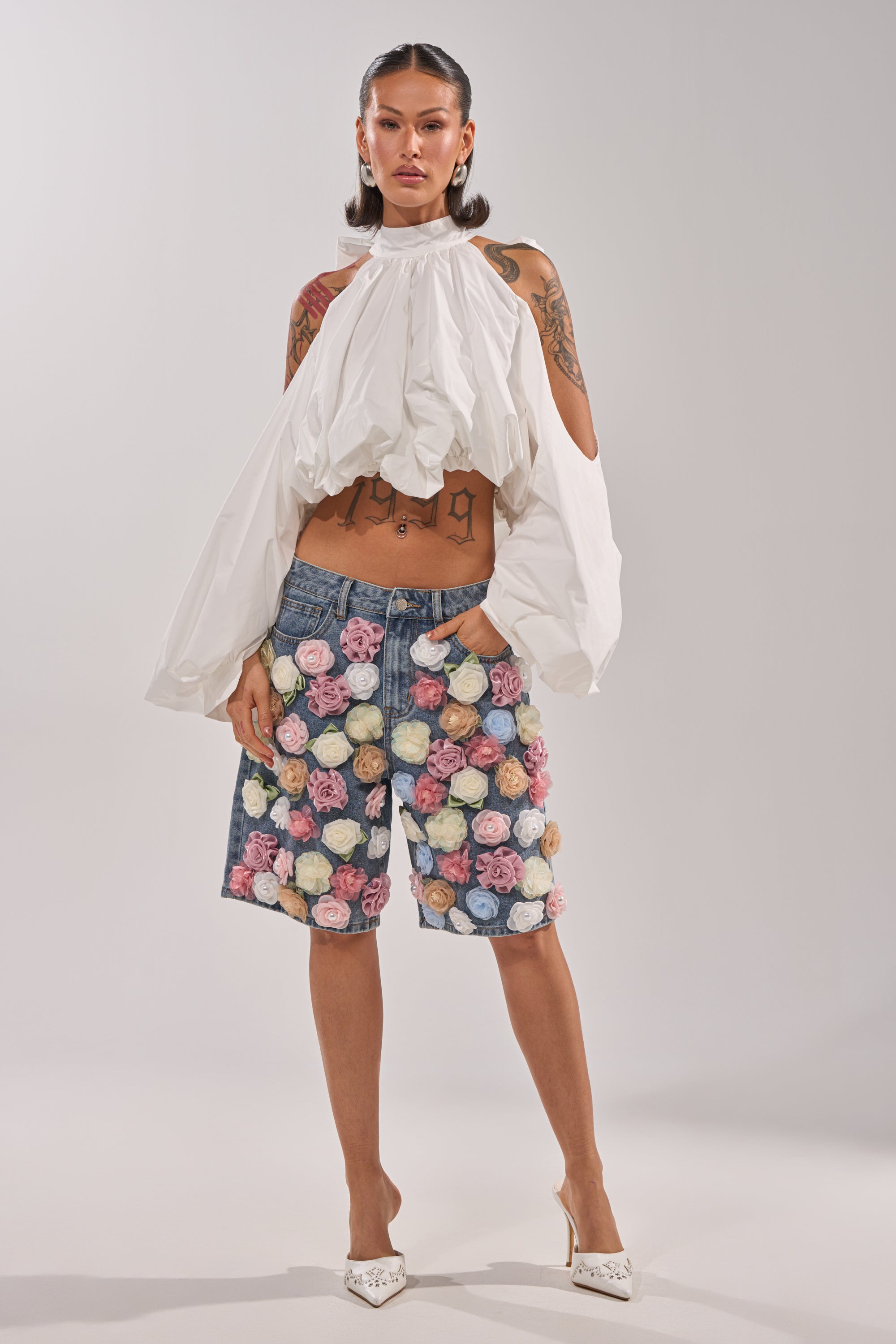 ALEXIA MOCK NECK BLOUSE IN WHITE