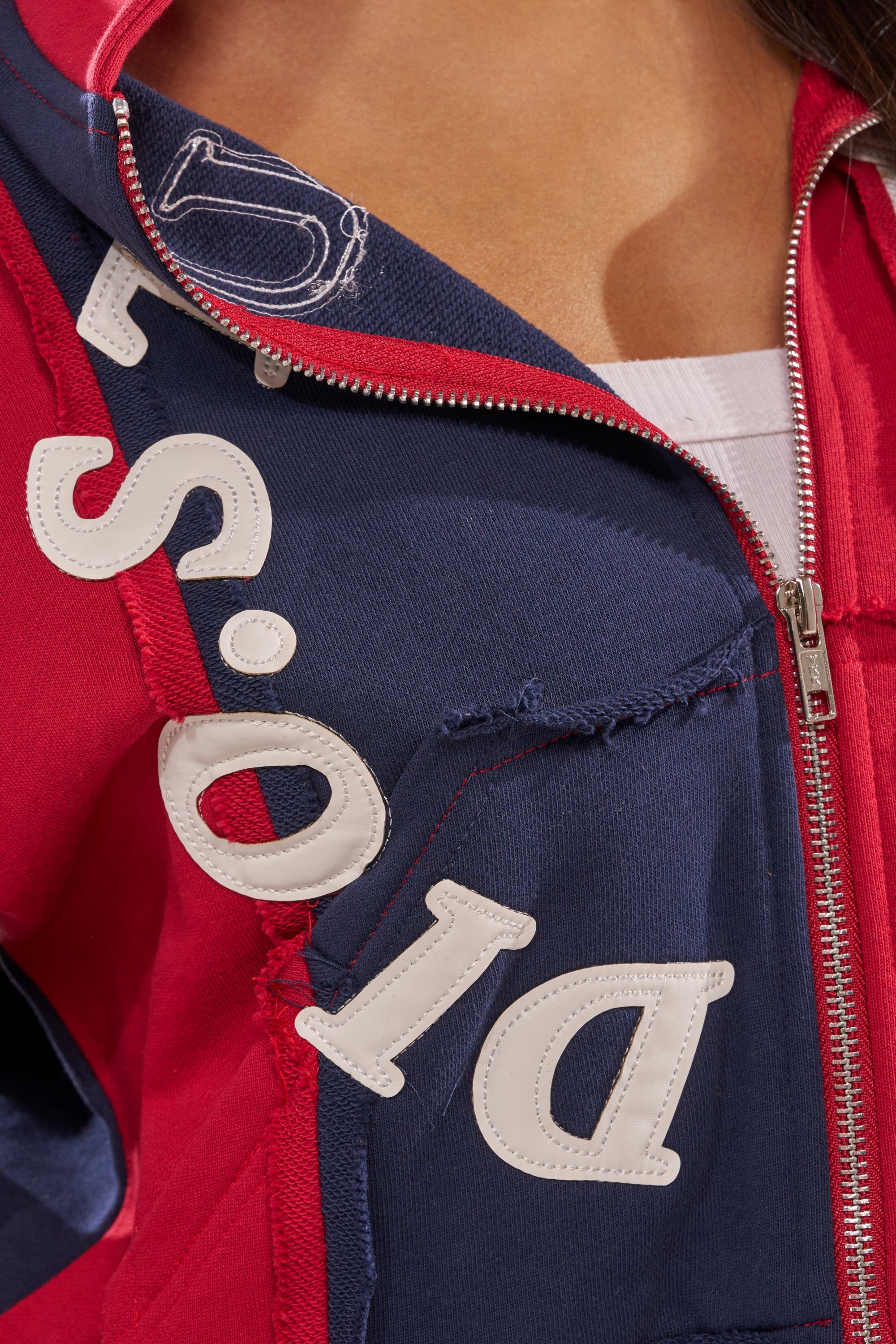 STUDIO LIVING SWEATSHIRT