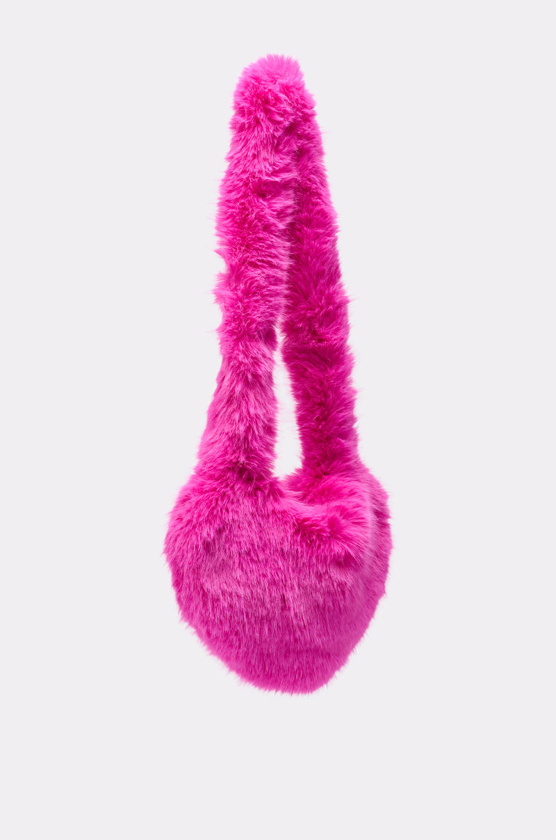 LANA FAUX FUR HEART BAG IN PINK