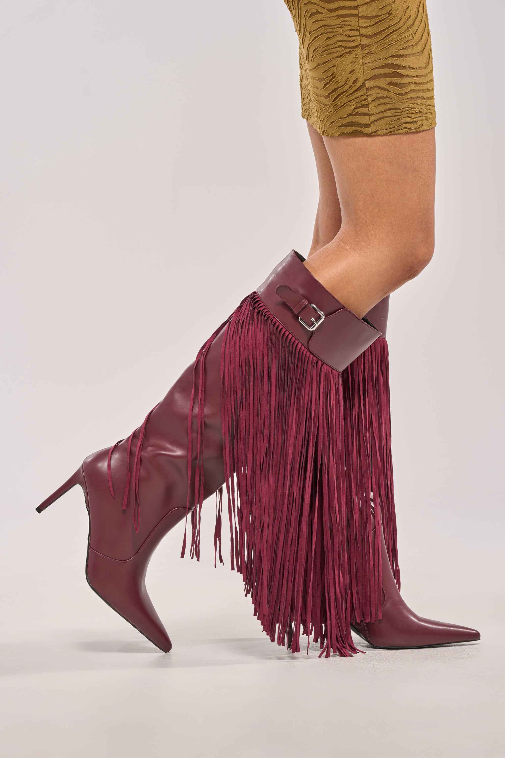 AZALEA WANG HEARTBEAT BURGUNDY FRINGE BOOT