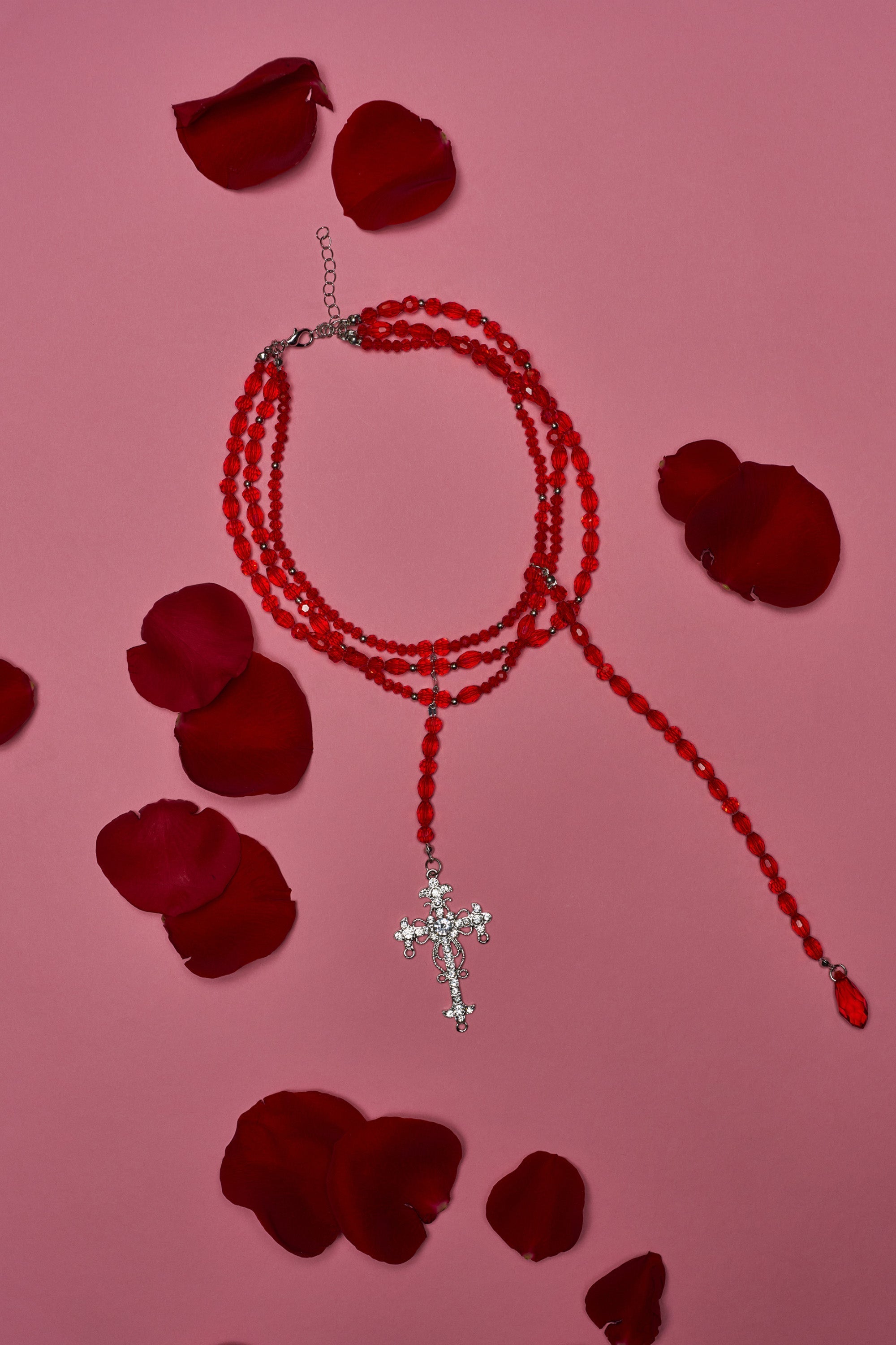TRIPPIE CROSS NECKLACE