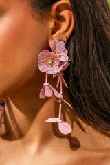 DO TOO MUCH EARRING