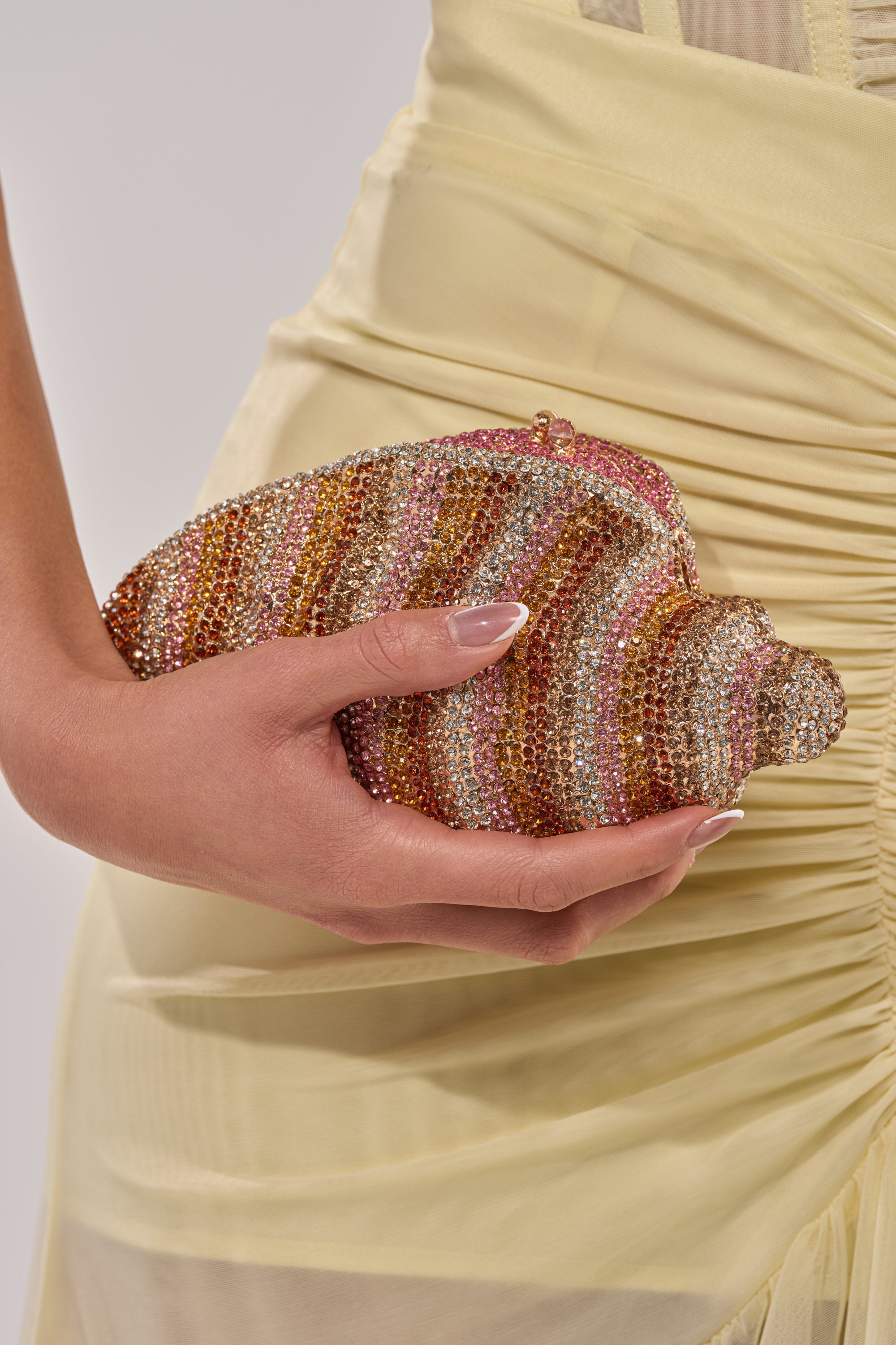 THIS IS MY SHELL BLING CLUTCH