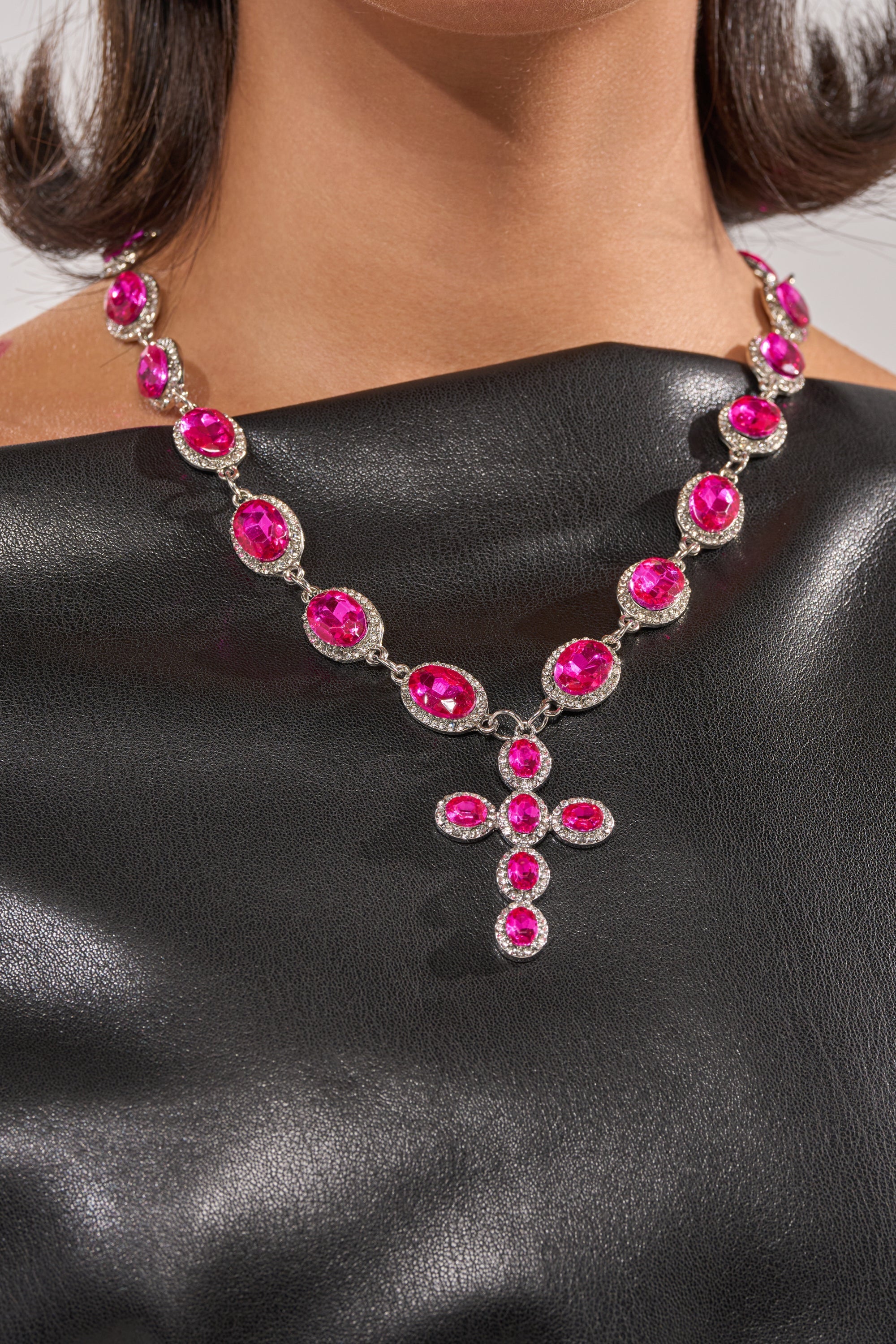 NELLY NECKLACE